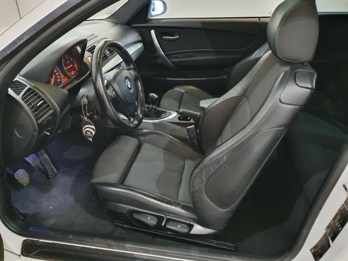 BMW 120D · Ano 2008 — image 33