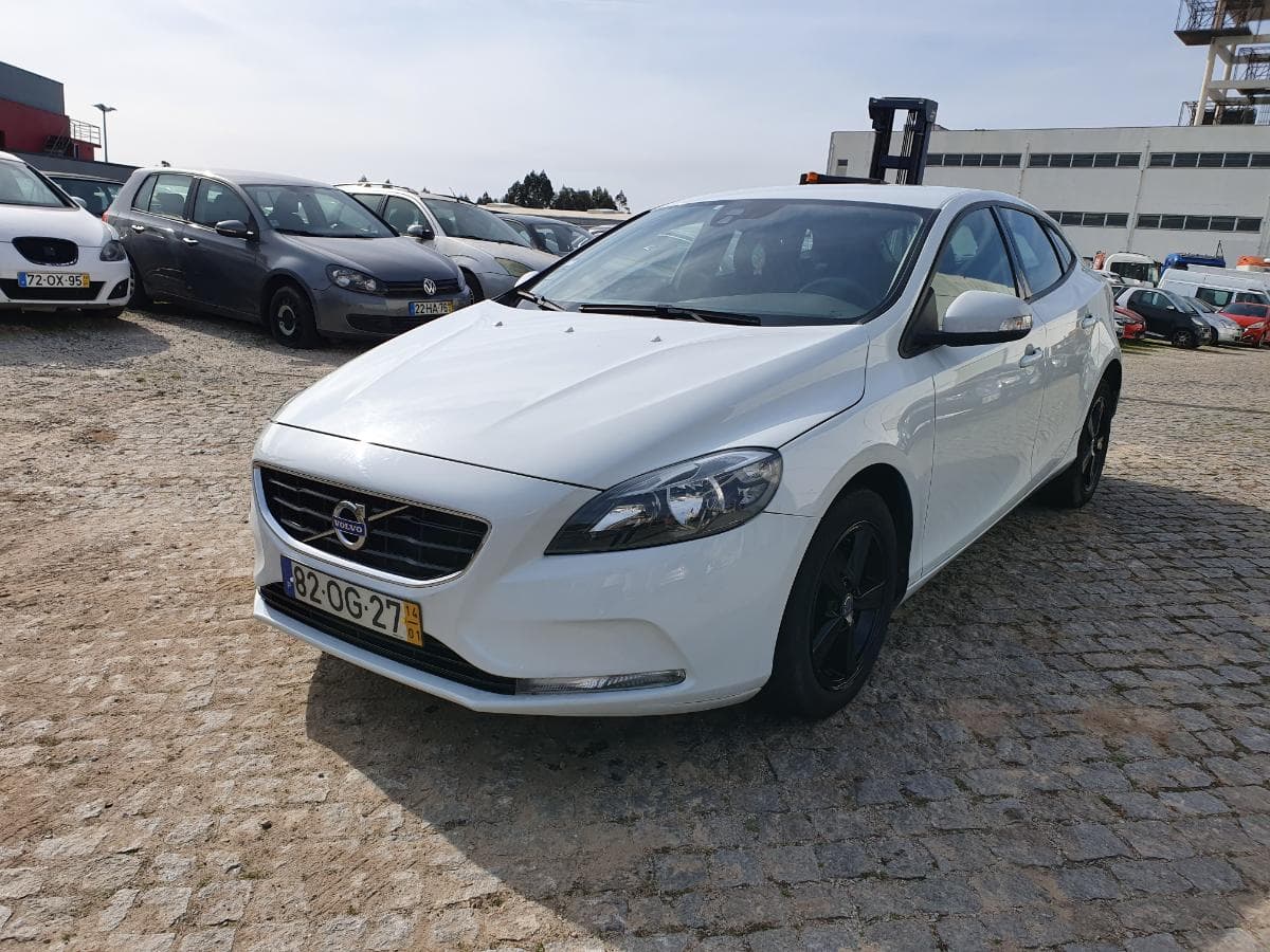 Volvo V40 1.6 D2 · Ano 2014 — image 1