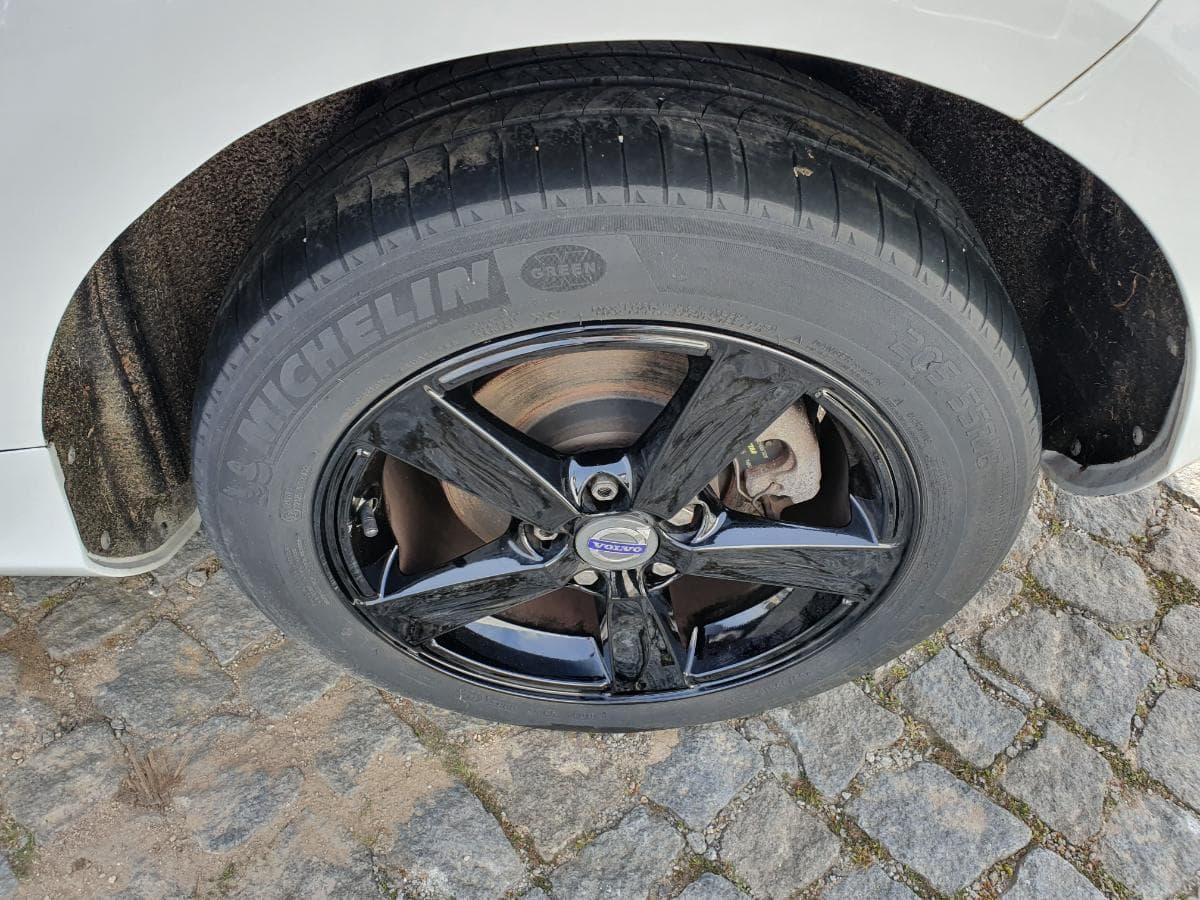 Volvo V40 1.6 D2 · Ano 2014 — image 14