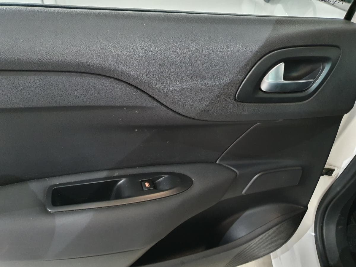 Citroën C4 1.6 Blue HDI · Ano 2016 — imagen 22