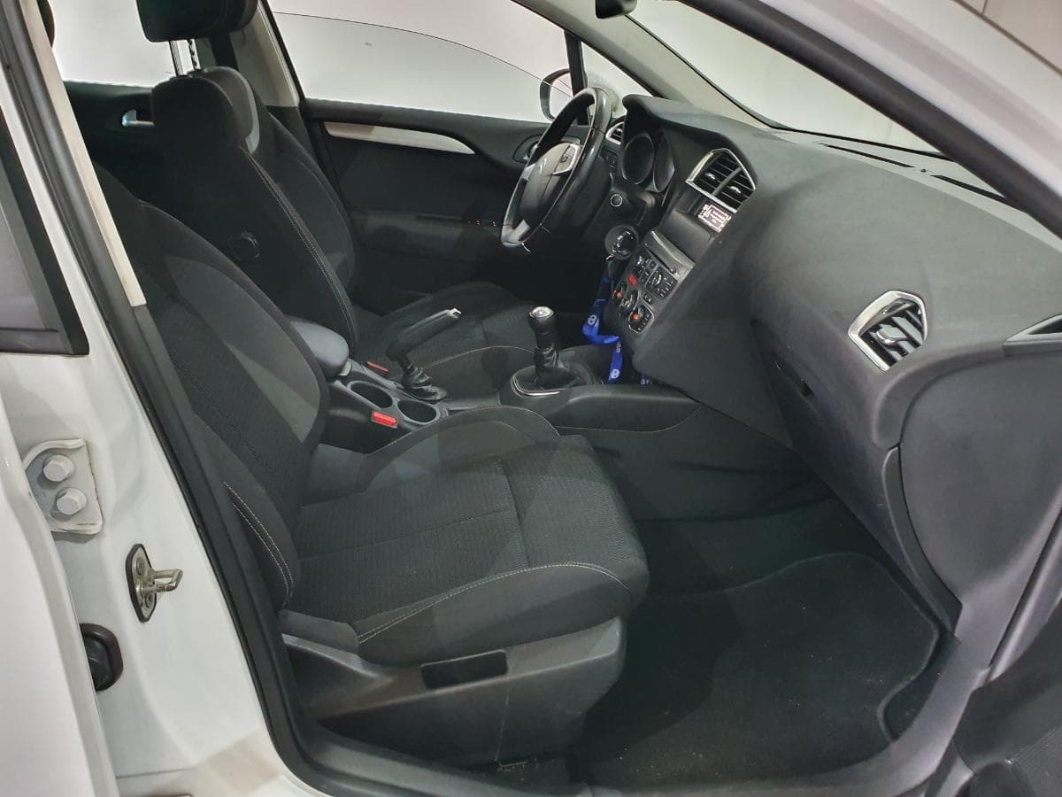 Citroën C4 1.6 Blue HDI · Ano 2016 — imagen 26