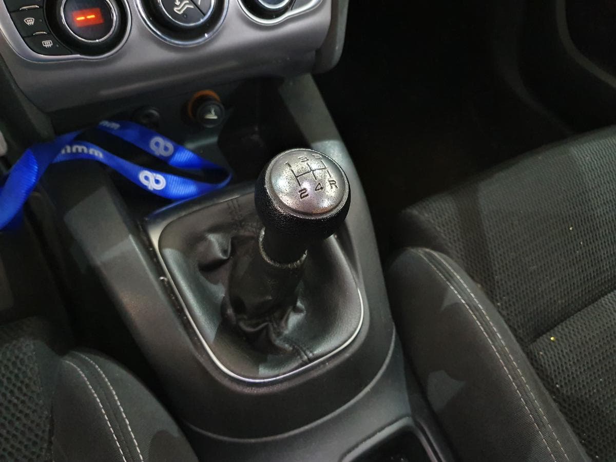 Citroën C4 1.6 Blue HDI · Ano 2016 — imagen 31