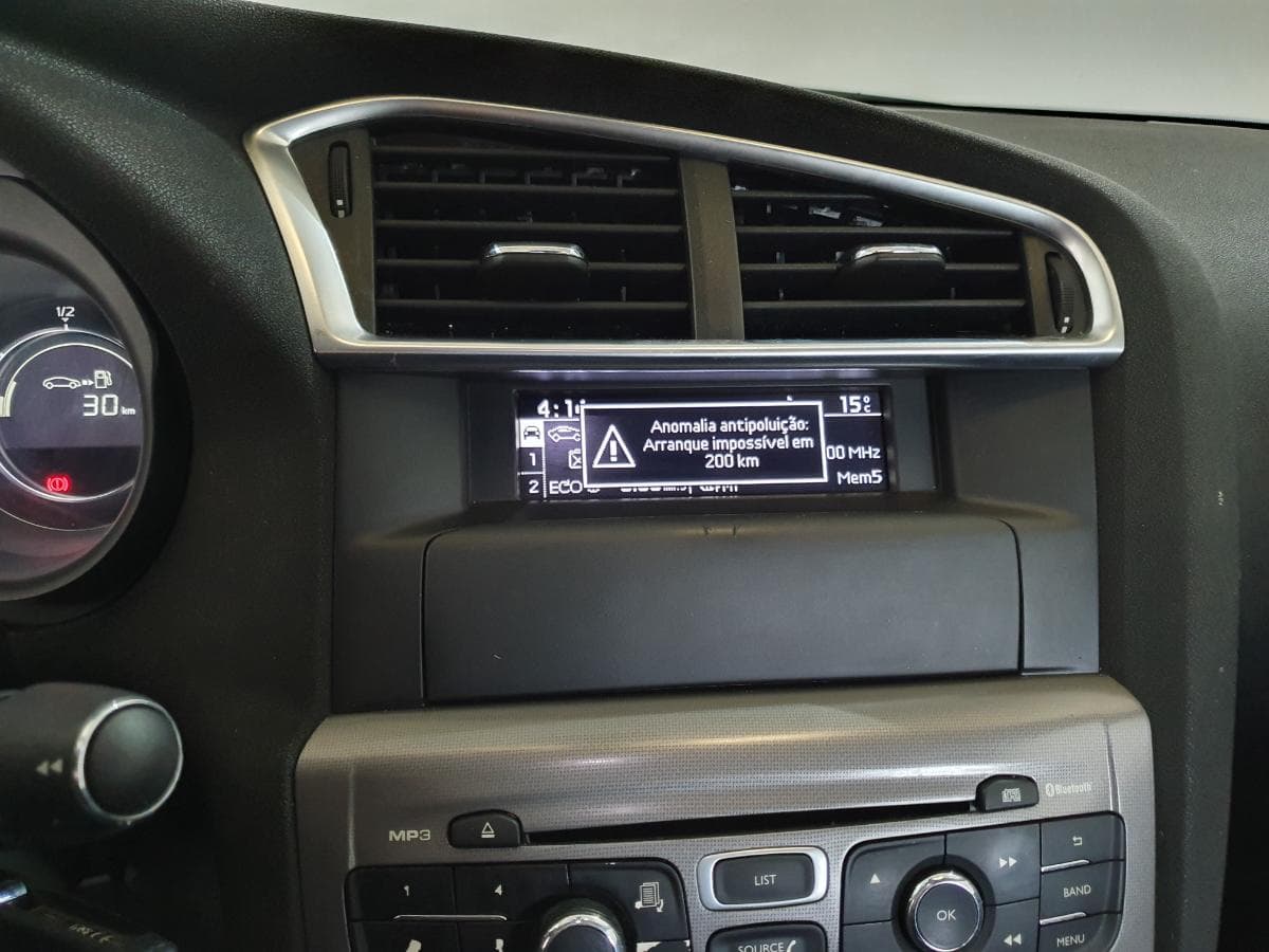 Citroën C4 1.6 Blue HDI · Ano 2016 — imagen 35