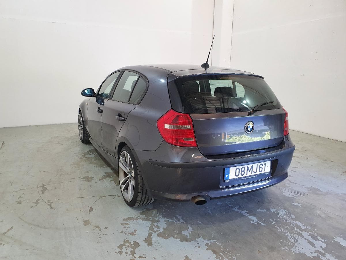 BMW 118D · Ano 2008 — imagen 7