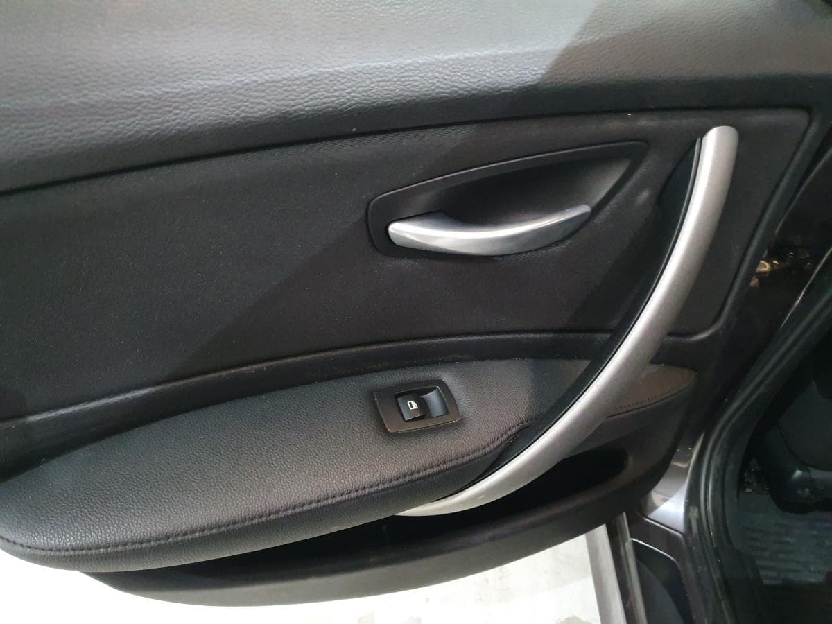 BMW 118D · Ano 2008 — imagen 21