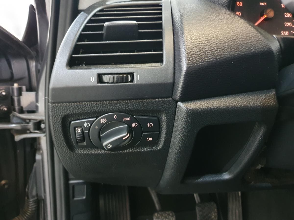 BMW 118D · Ano 2008 — imagen 26