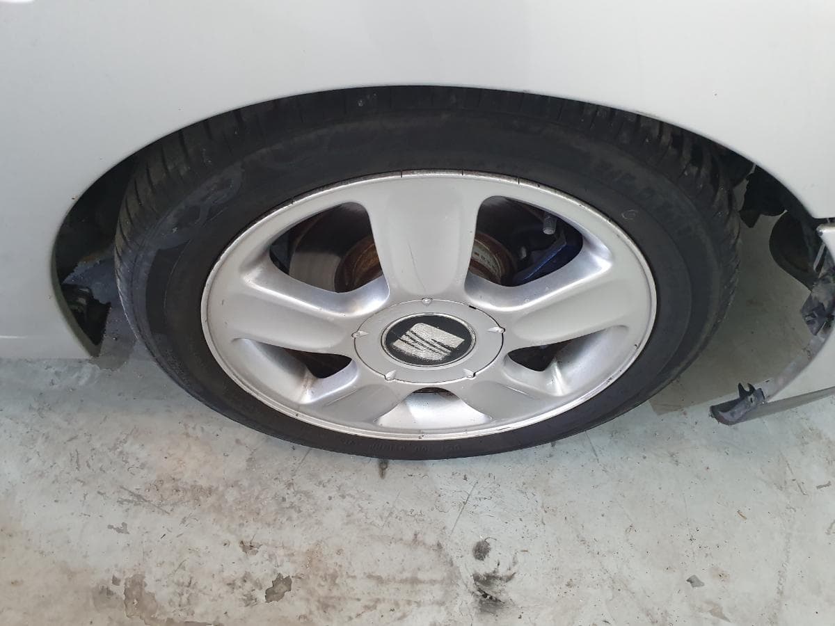 Seat ibiza 1.9 TDI · Ano 2000 — image 17