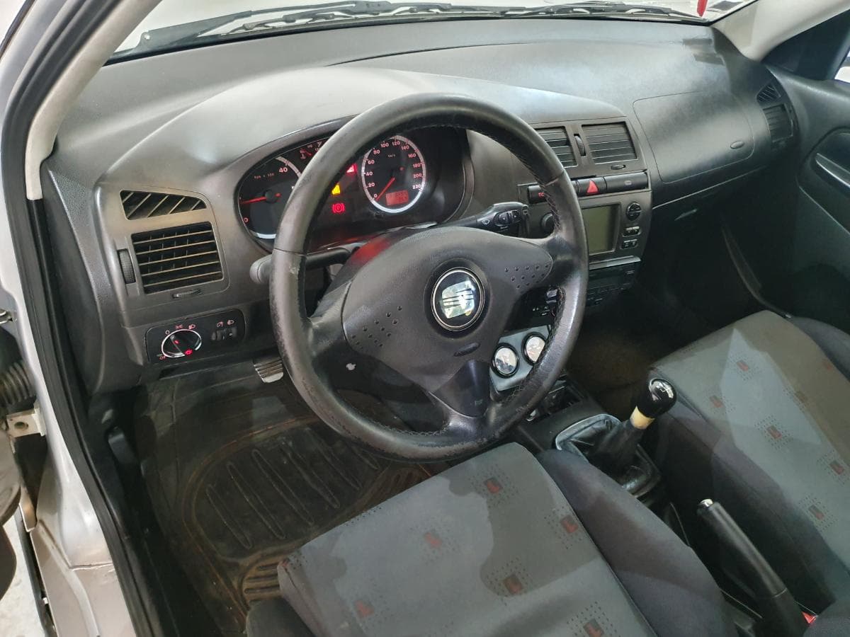 Seat ibiza 1.9 TDI · Ano 2000 — image 33