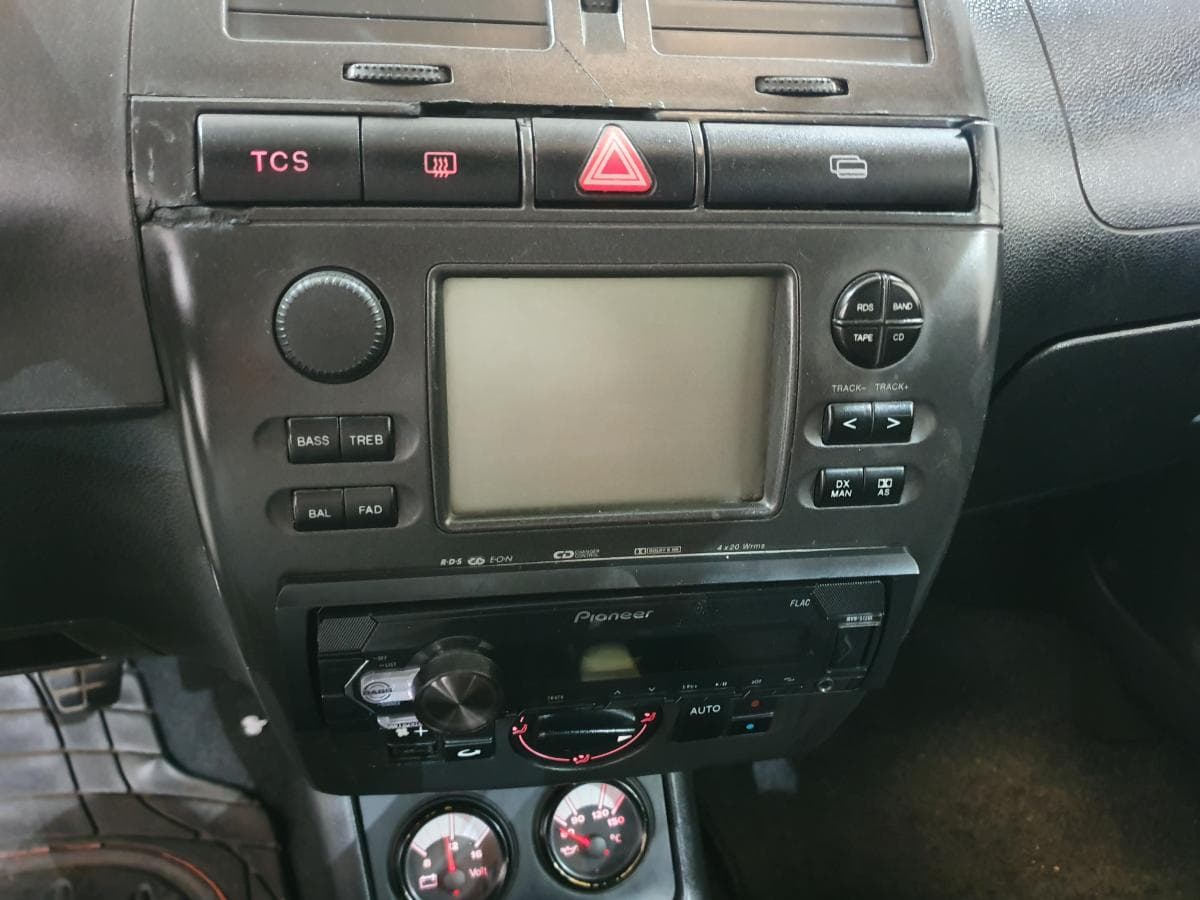 Seat ibiza 1.9 TDI · Ano 2000 — image 32