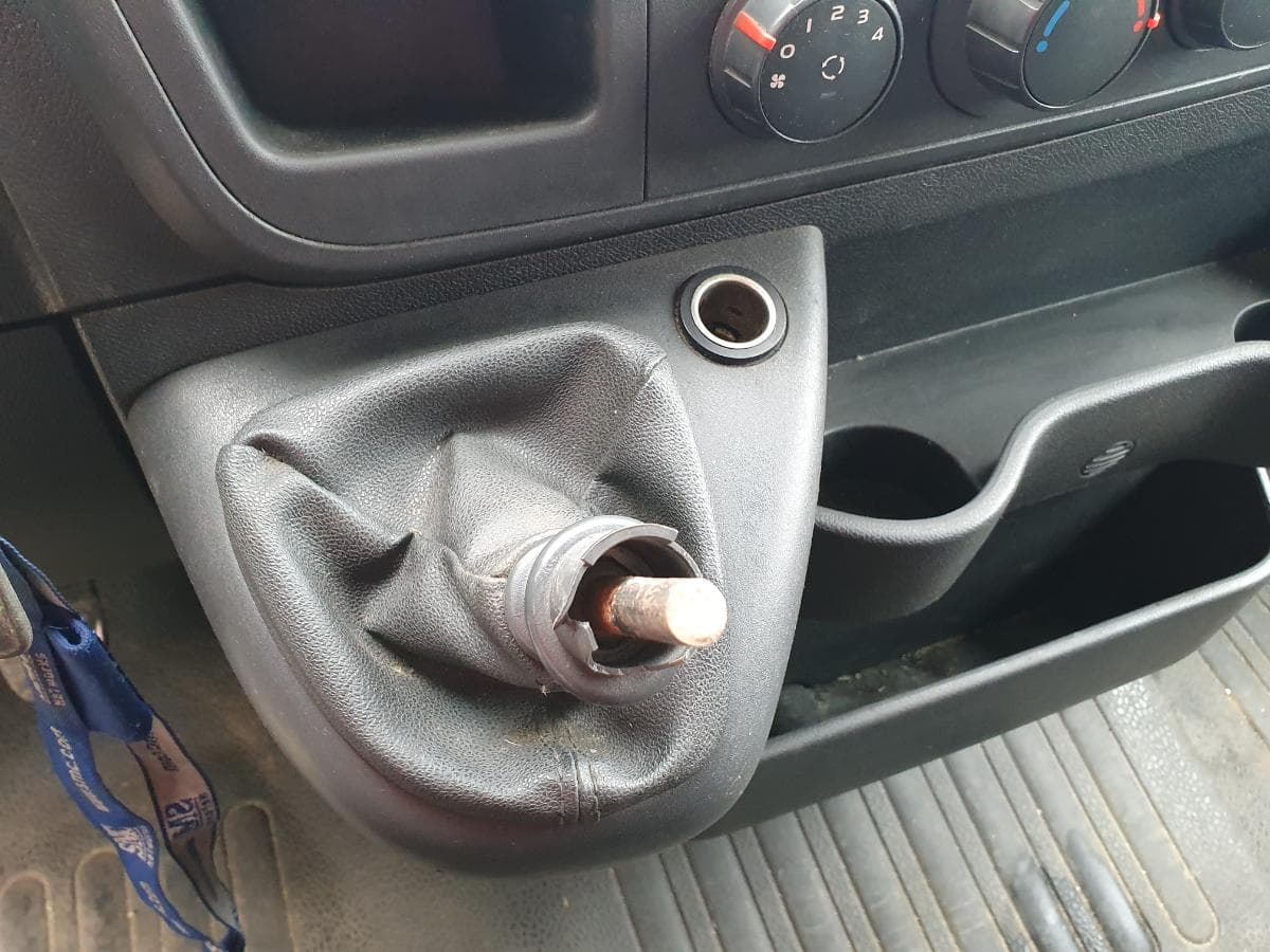 Renault Master 2.3 DCI · Ano 2014 — imagen 37