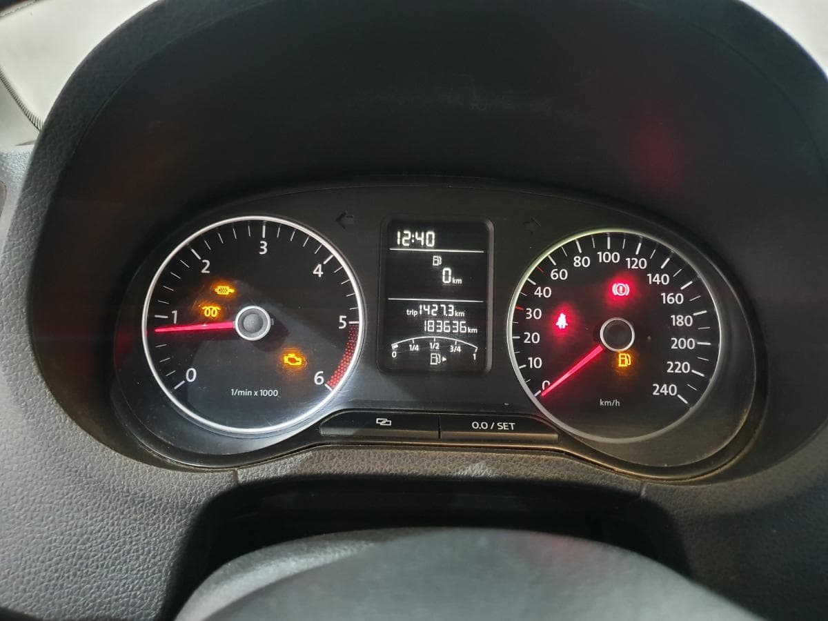 Volkswagen Polo 1.2 TDI · Ano 2011 — image 41