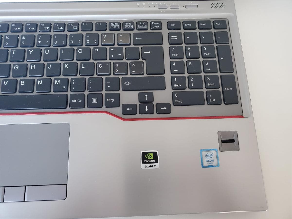 Fujitsu Celsius H770 Laptop — image 12