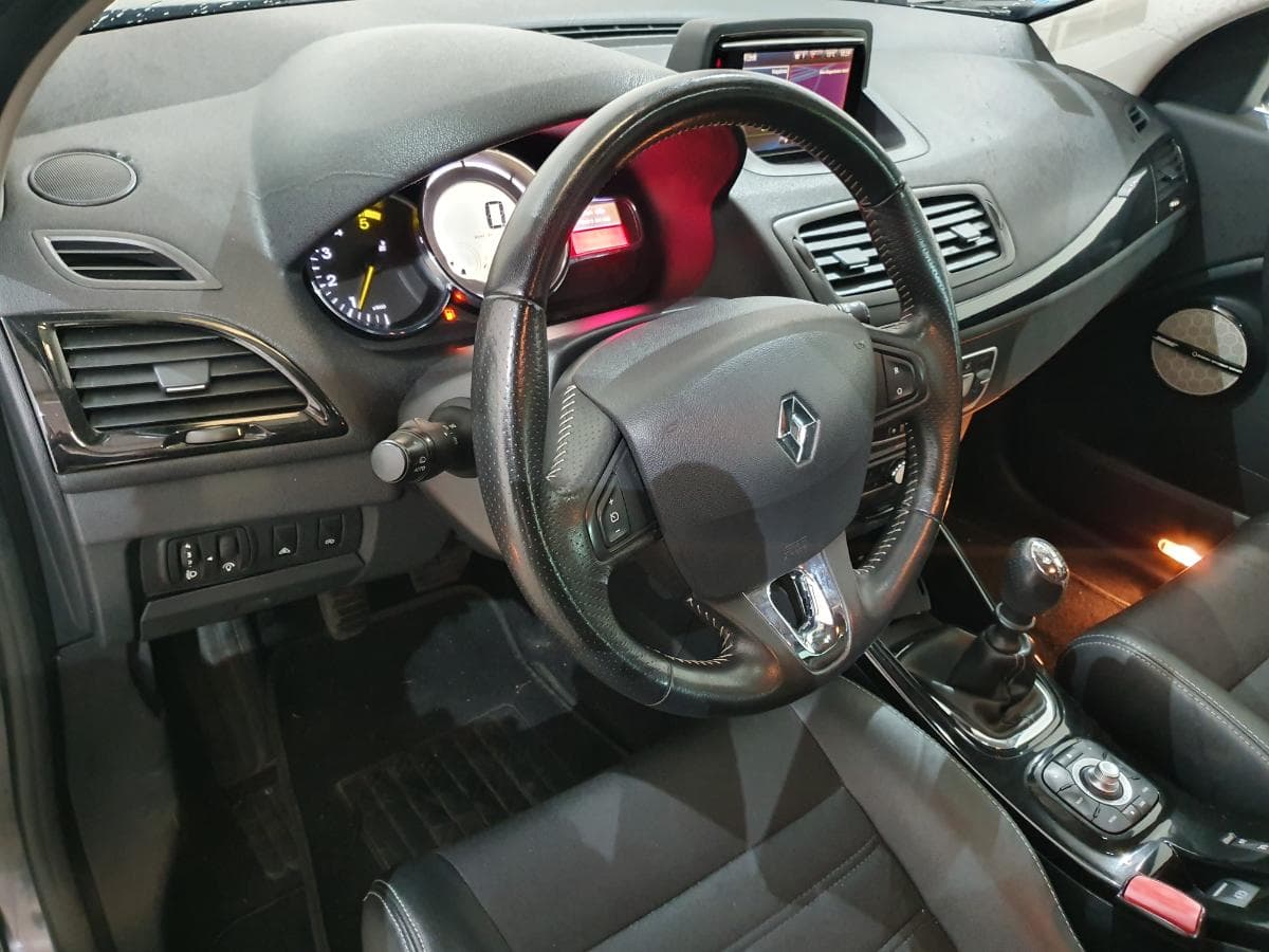Renault Mégane 1.5 DCI · Ano 2014 — imagen 33