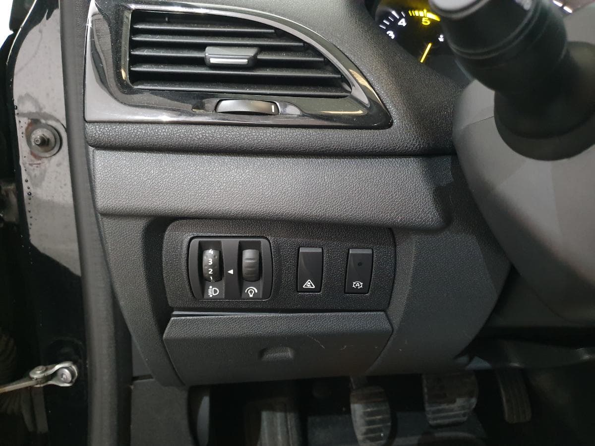 Renault Mégane 1.5 DCI · Ano 2014 — imagen 34