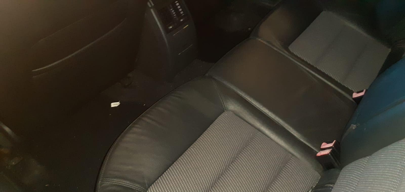 Skoda Octávia II Combi 2.0 TDI · Ano 2009 — image 18