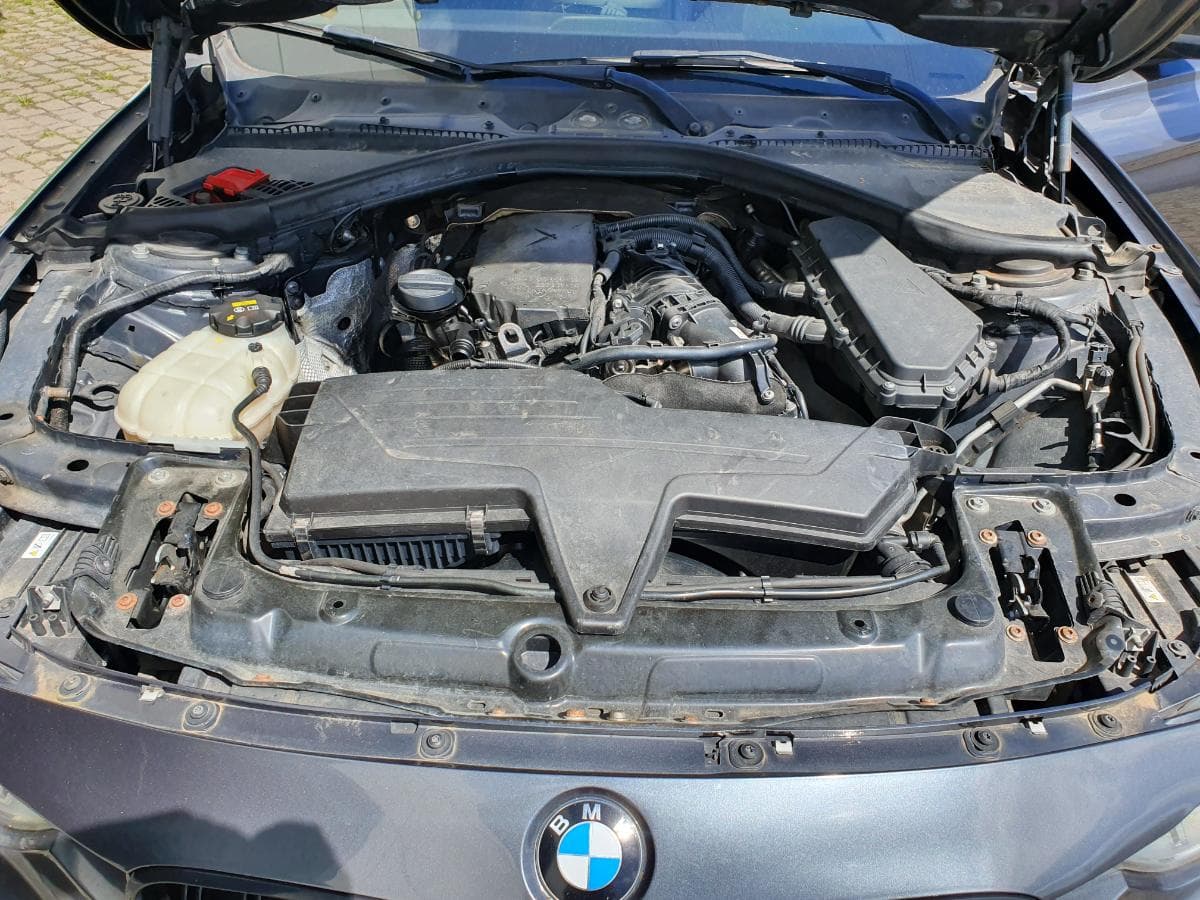 BMW 320D · Ano 2014 — image 4