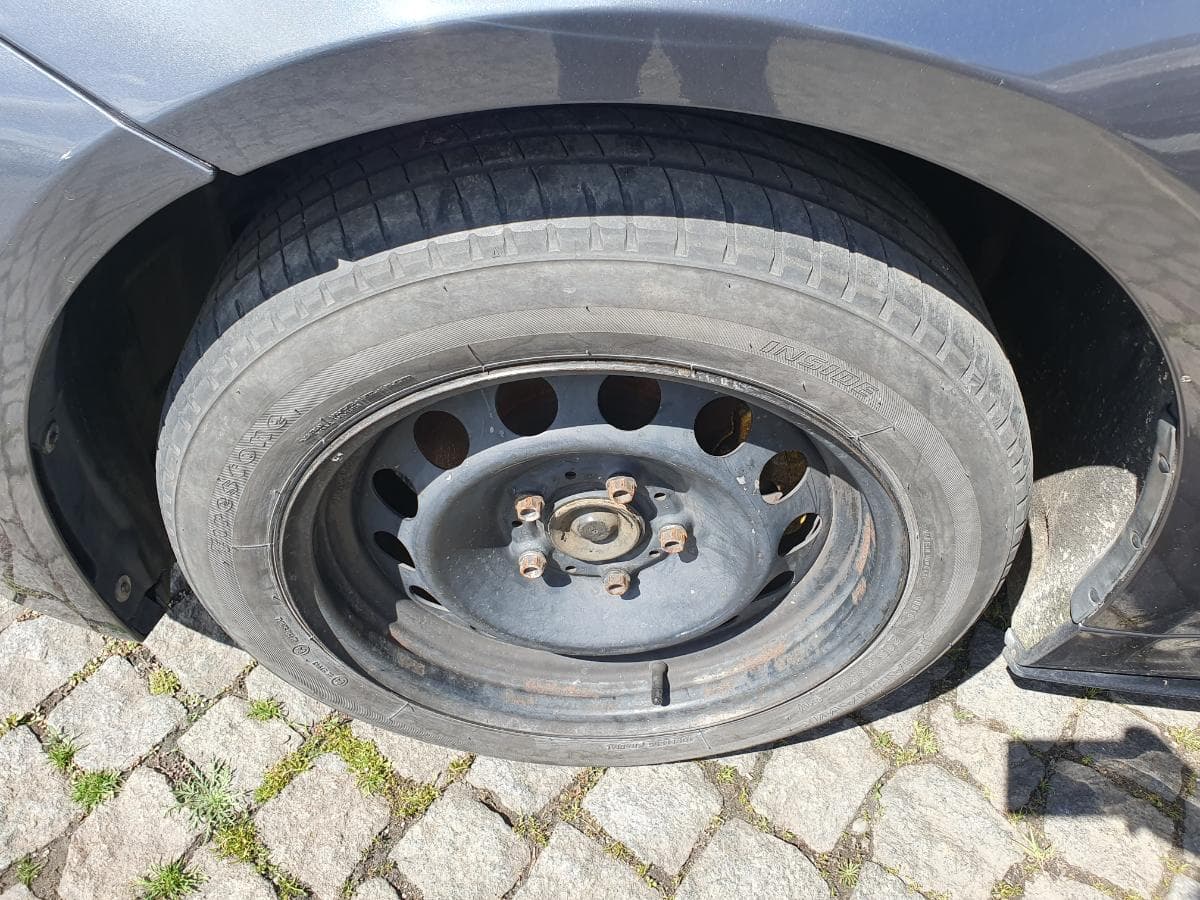 BMW 320D · Ano 2014 — image 19