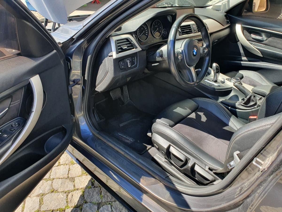 BMW 320D · Ano 2014 — image 22