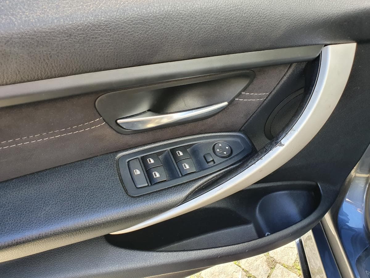 BMW 320D · Ano 2014 — image 35