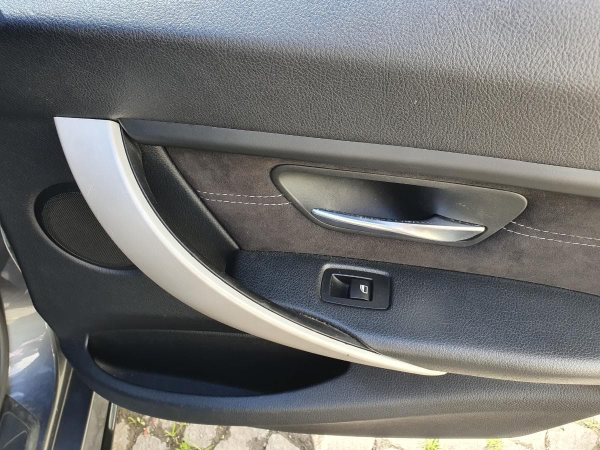 BMW 320D · Ano 2014 — image 38