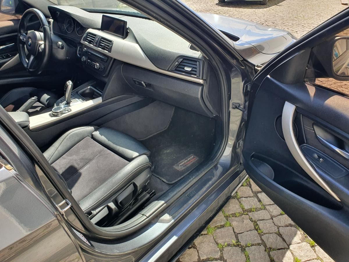 BMW 320D · Ano 2014 — image 42