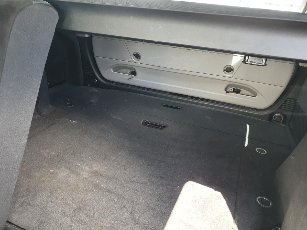 BMW 320D · Ano 2014 — image 44