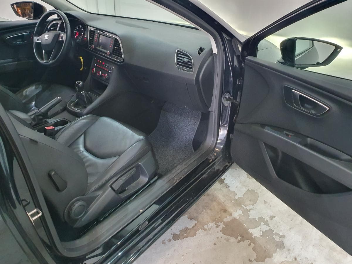 Seat Leon 1.6 TDI · Ano 2014 — image 20