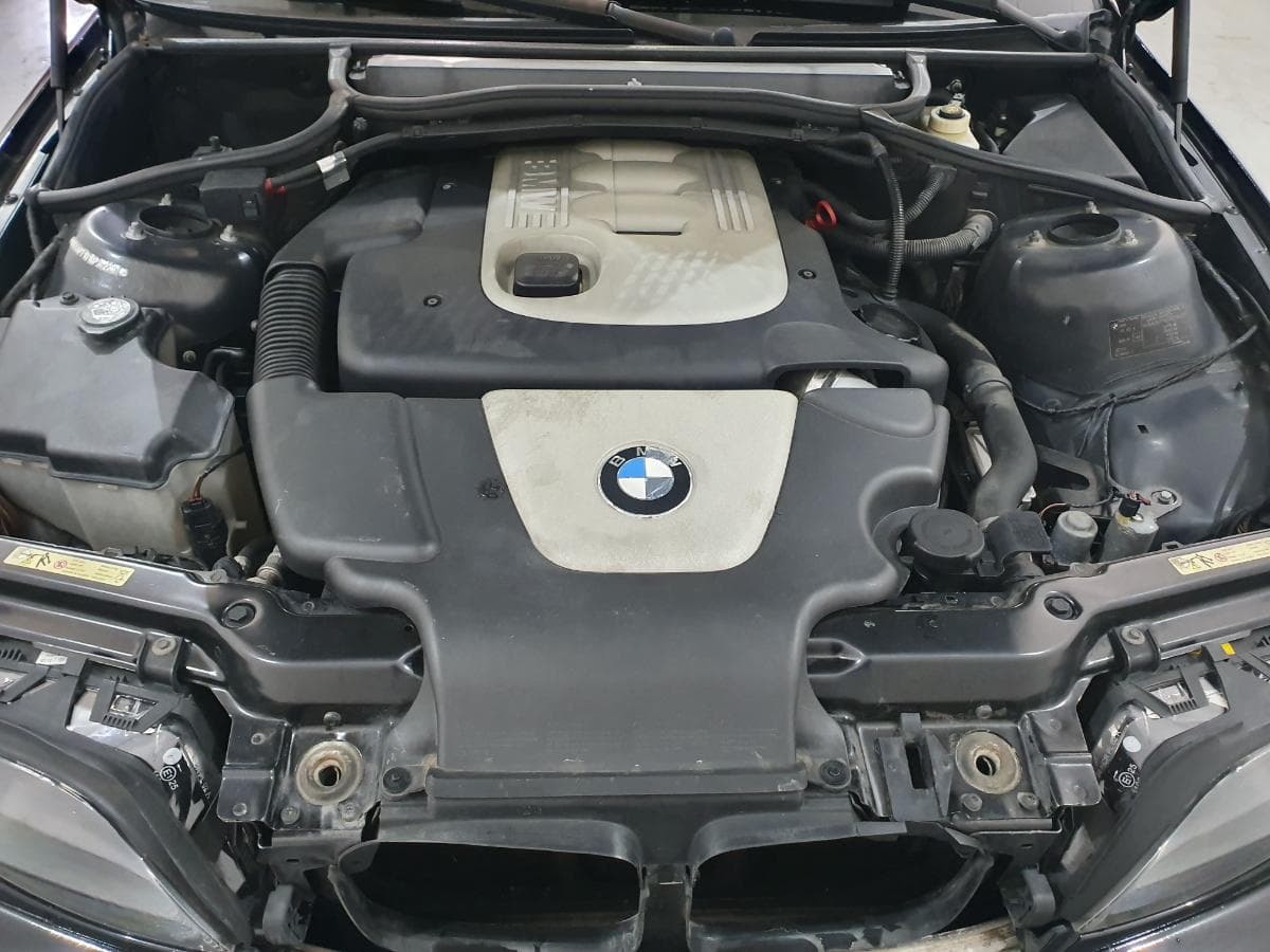 BMW 320D Touring · Ano 2002 — imagen 5