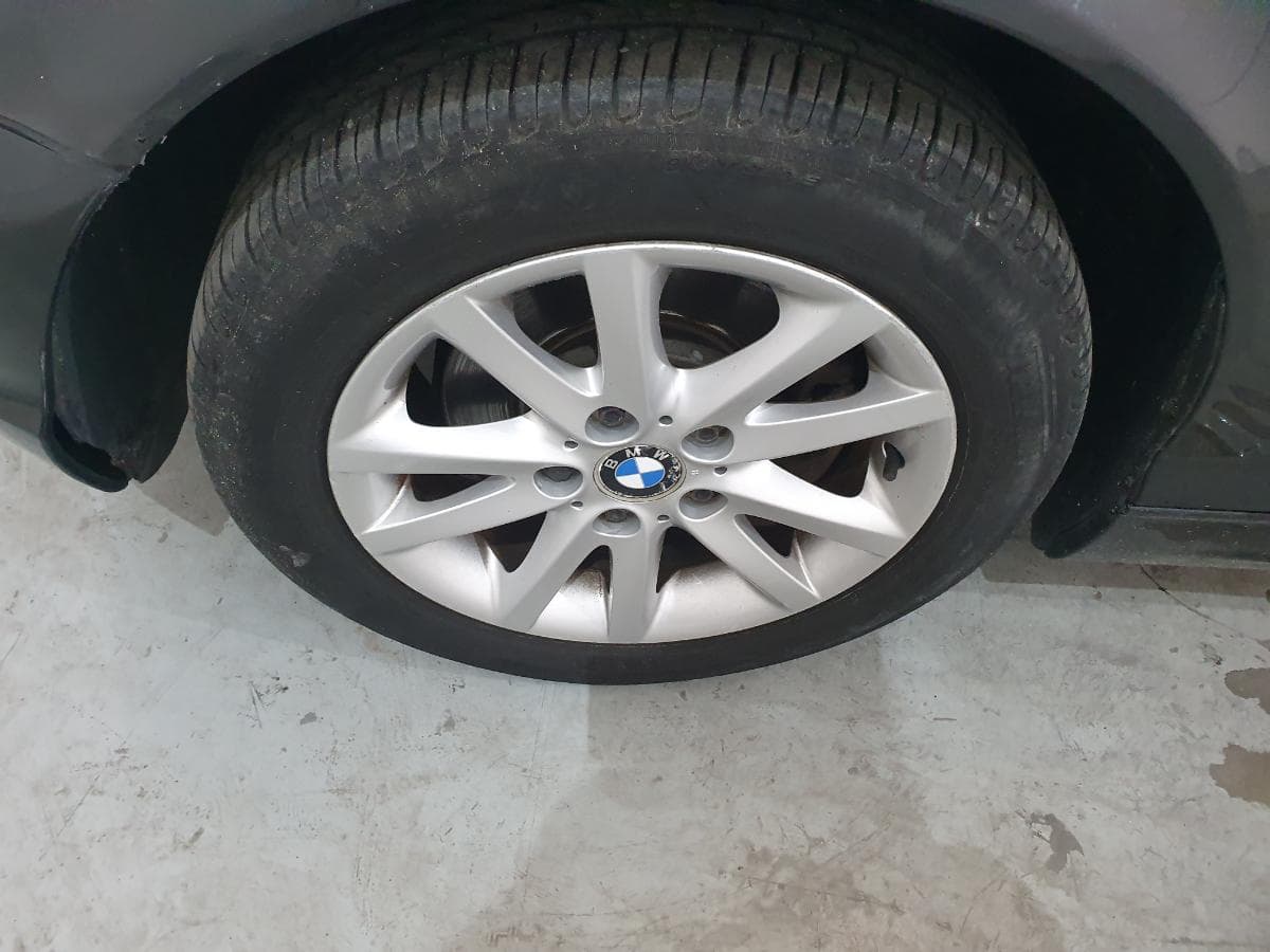 BMW 320D Touring · Ano 2002 — imagen 18