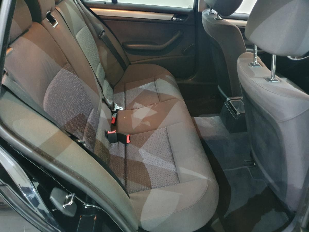 BMW 320D Touring · Ano 2002 — imagen 24
