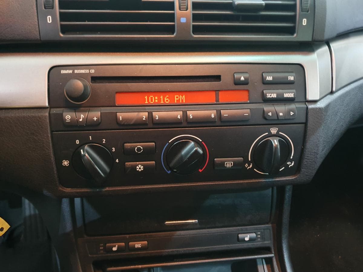 BMW 320D Touring · Ano 2002 — imagen 25