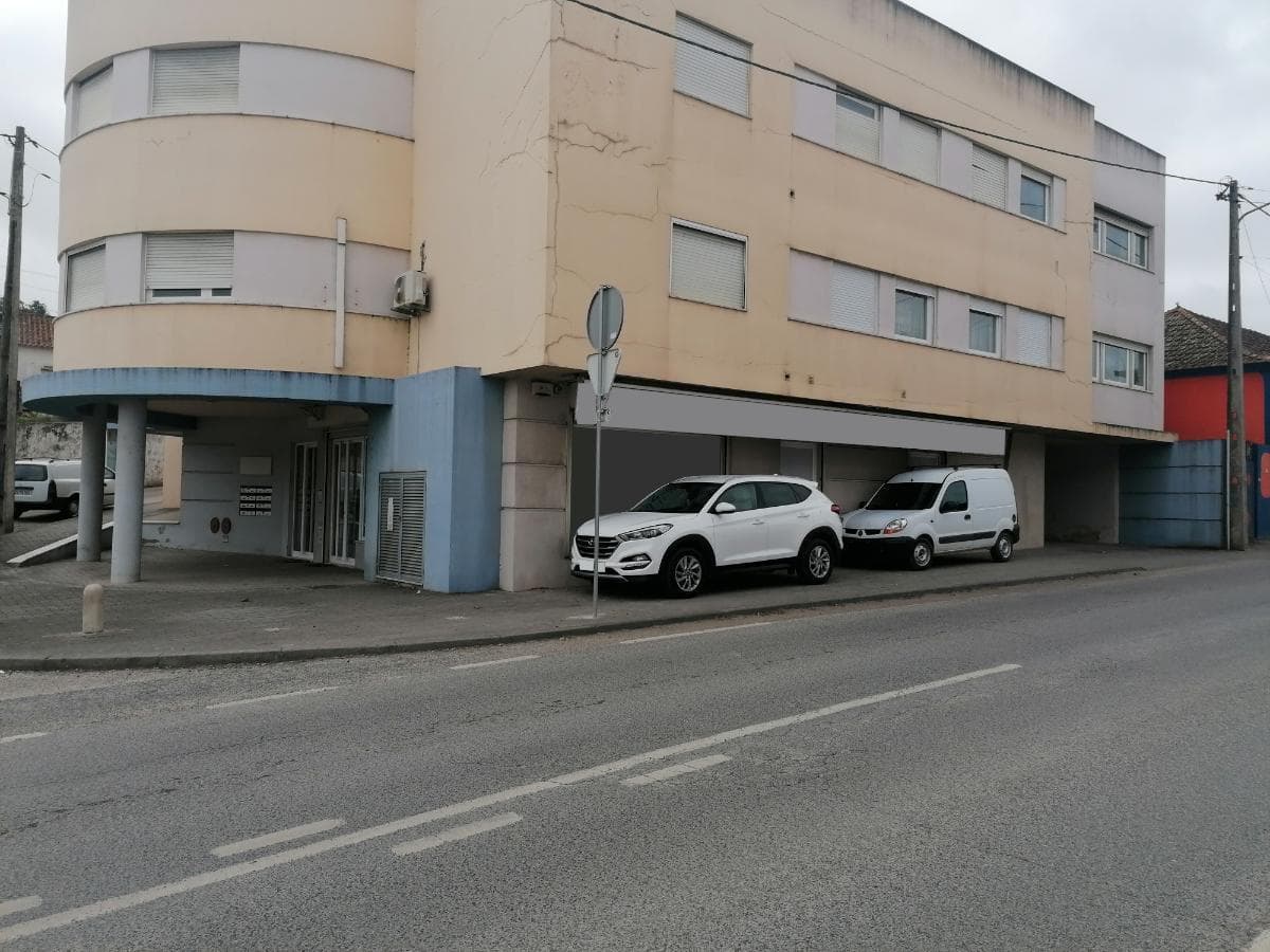 Direito à Meação · Moradia V3 com Garagem · Loja · Torres Vedras — imagen 22