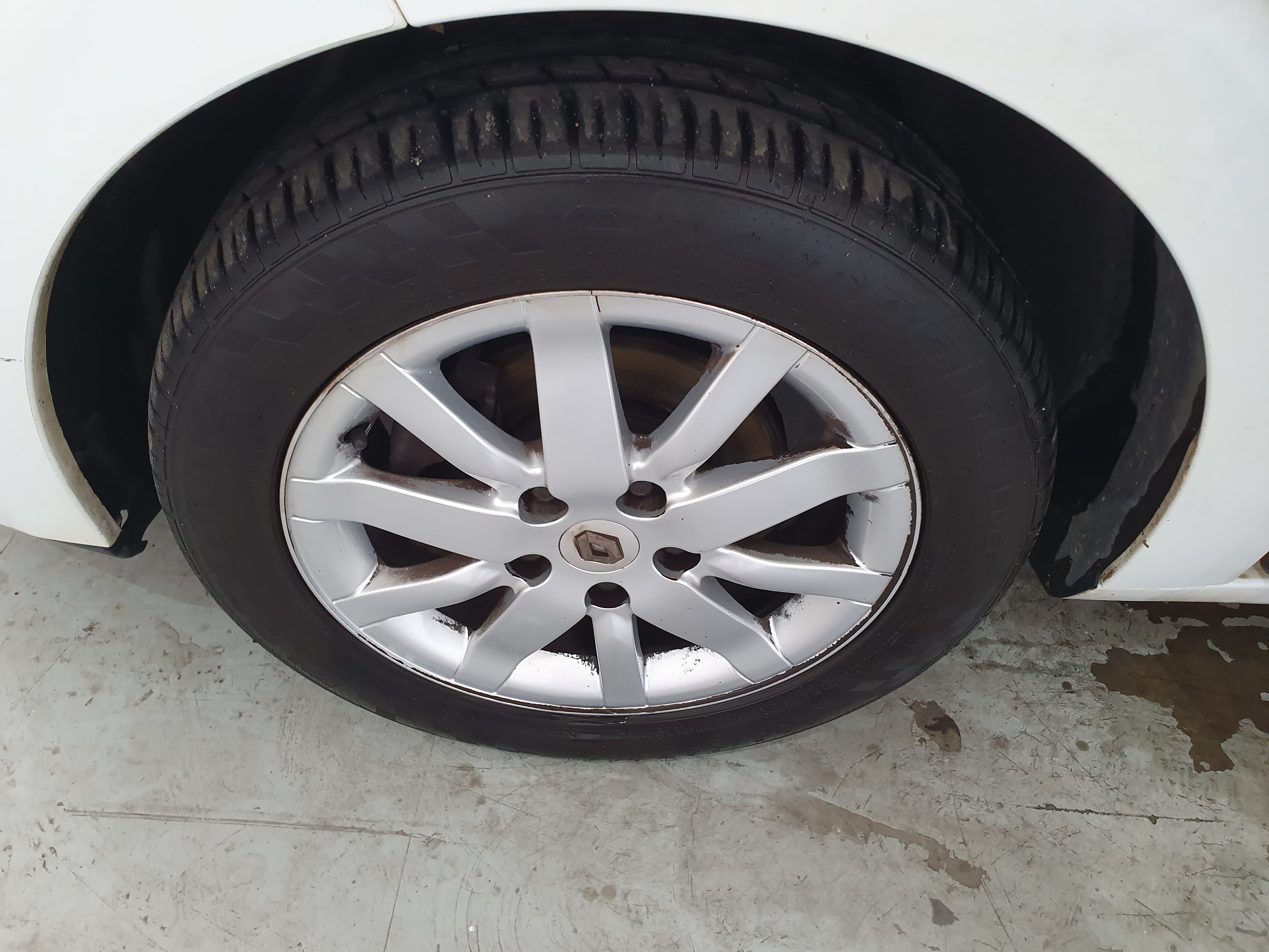 Renault Mégane 1.5 DCI  · Ano 2011 — image 20