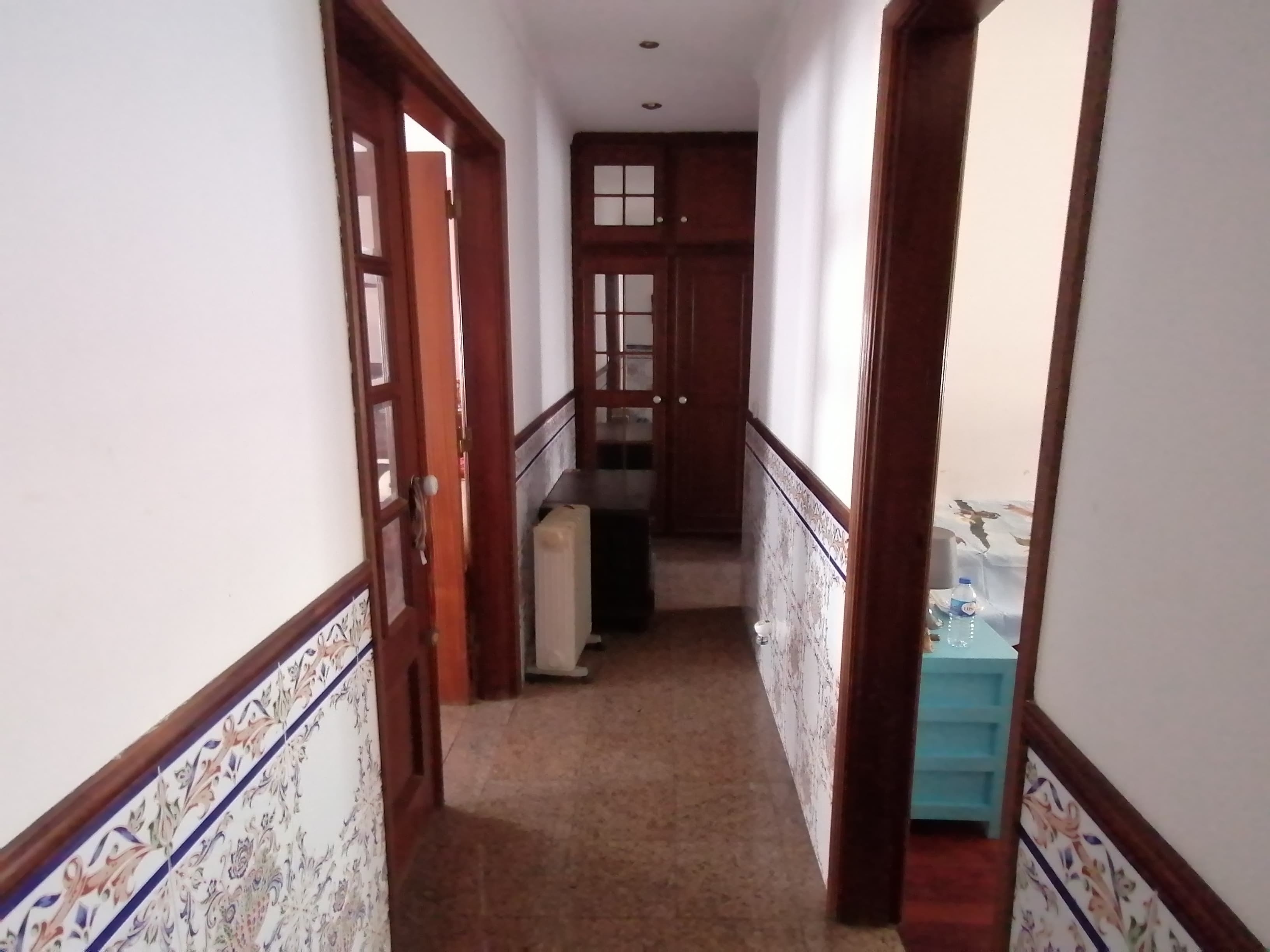 Apartamento T2 c/ logradouro · Amadora — image 11