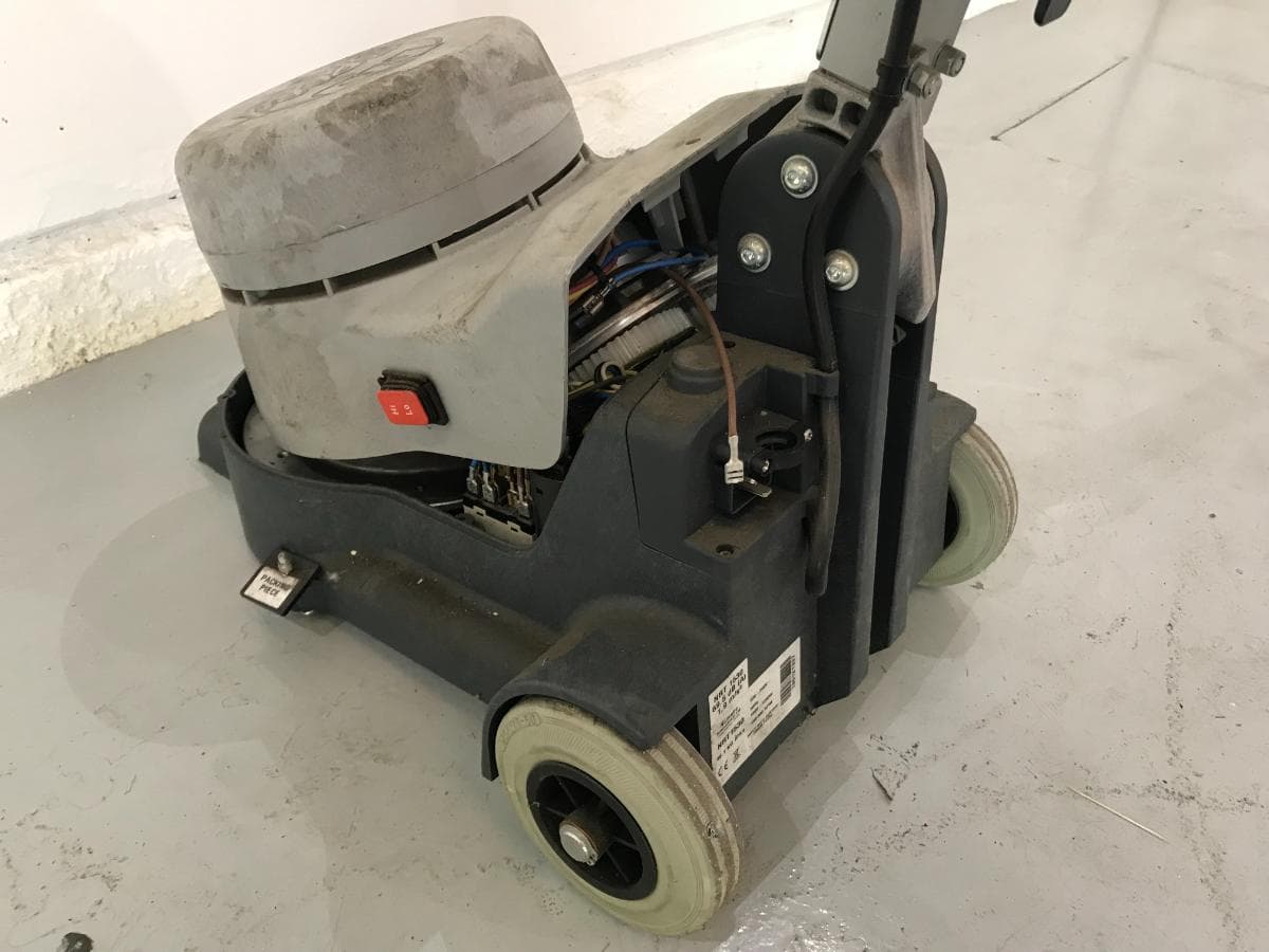 Máquina de Fregar Suelos — imagen 3