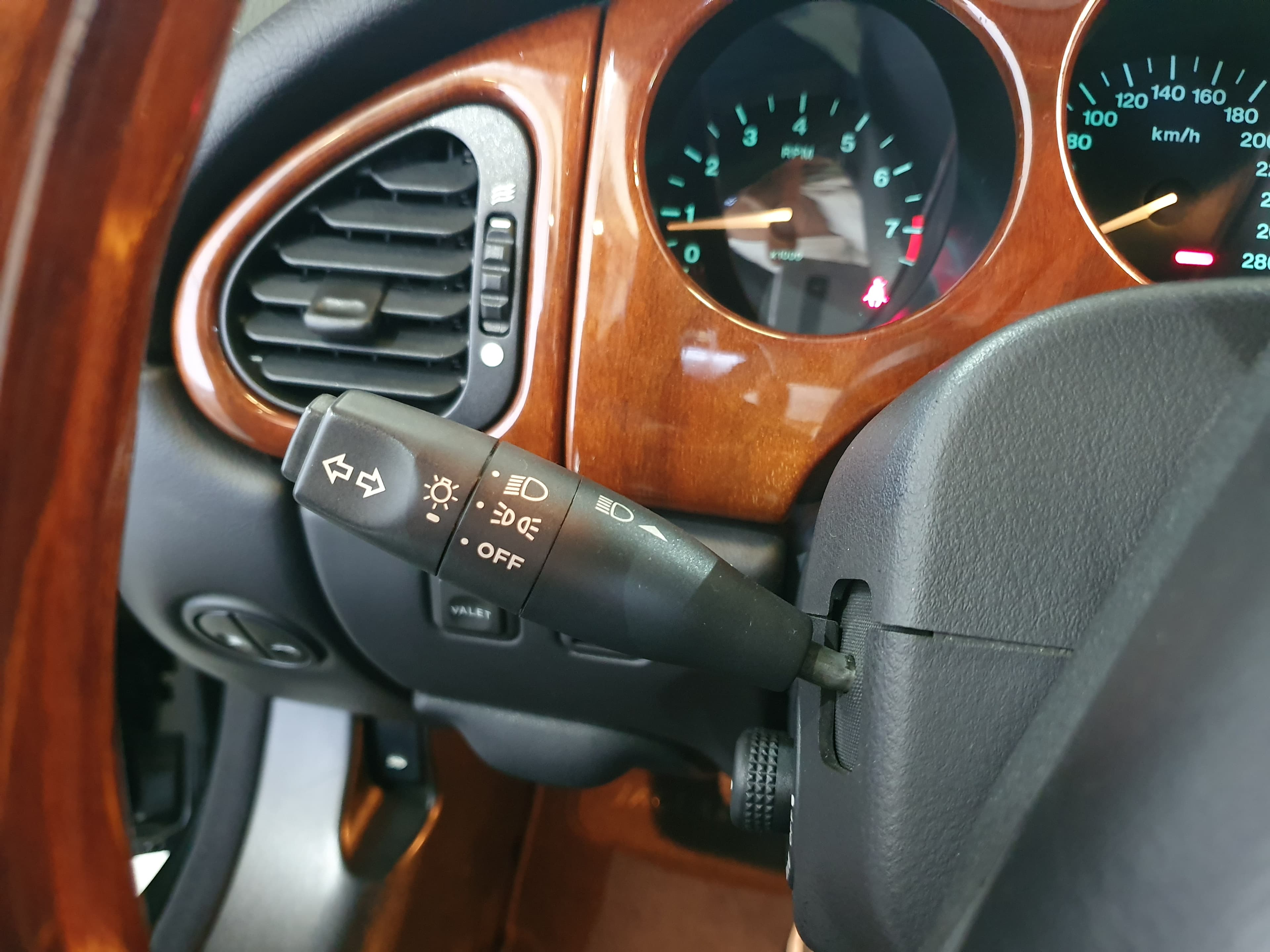 Jaguar XK 8 Coupé · Ano 1997 — imagen 30