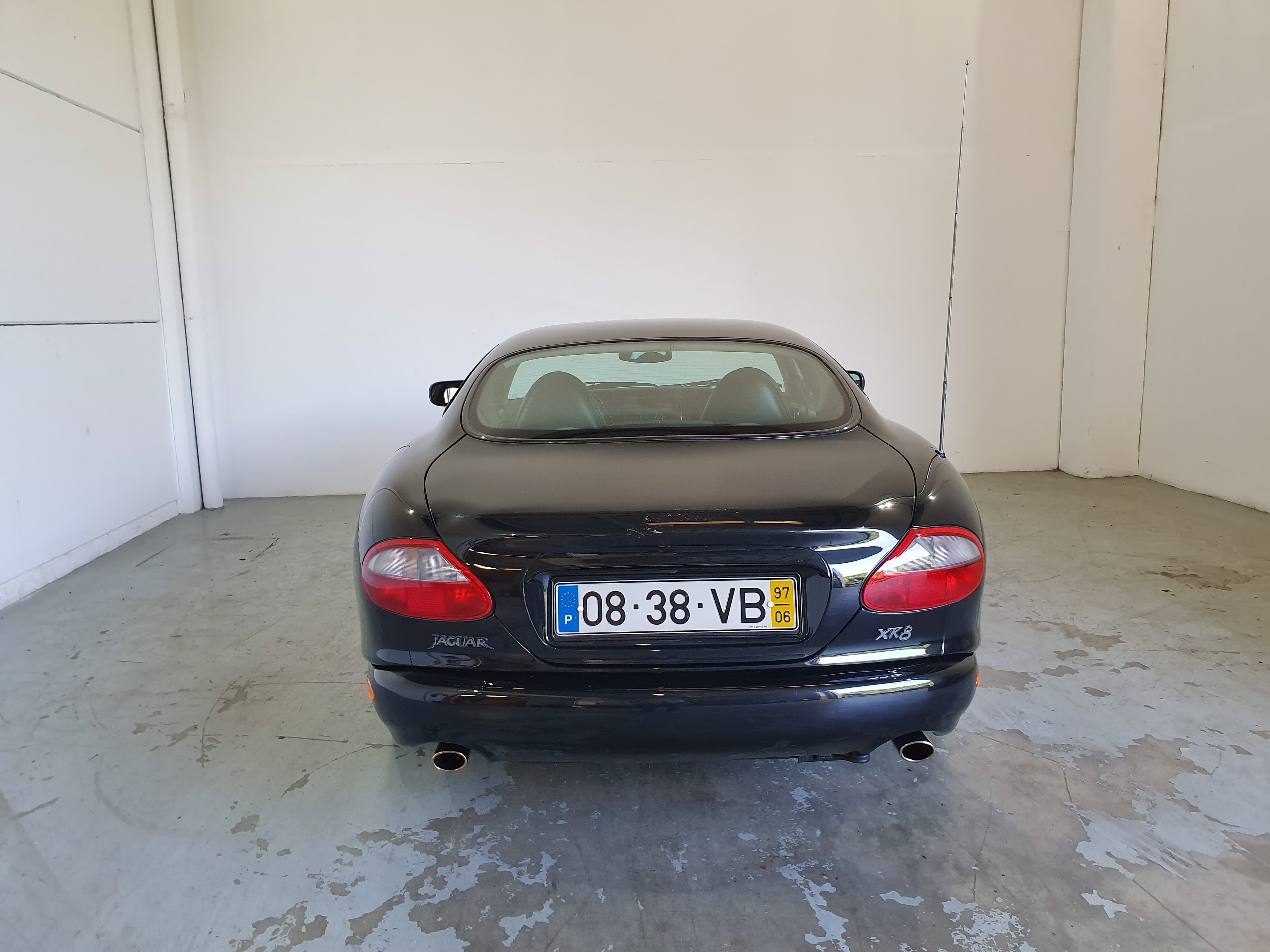 Jaguar XK 8 Coupé · Ano 1997 — imagen 7