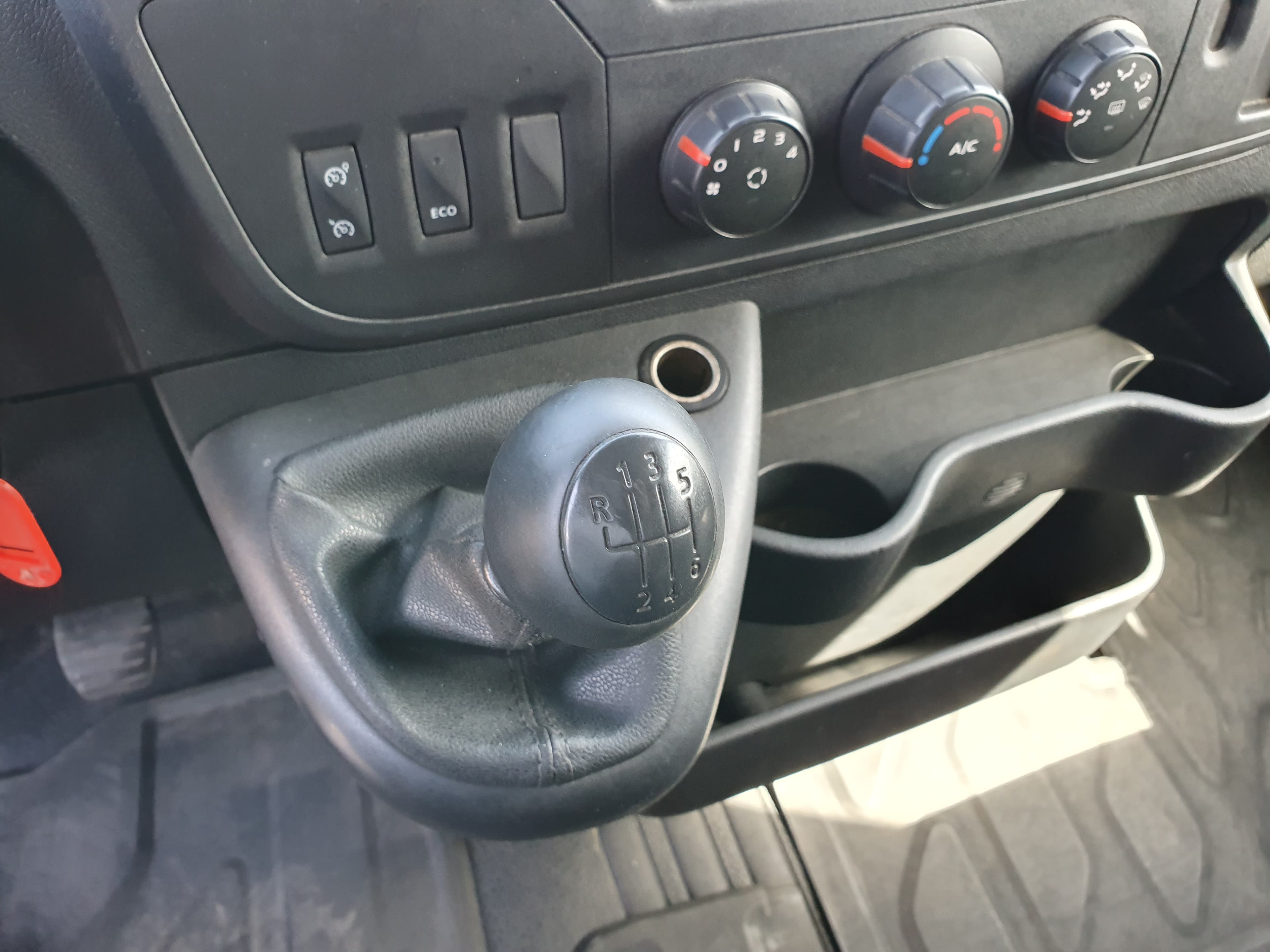 Opel Movano 2.3 CDTI · Año 2016 — imagen 33