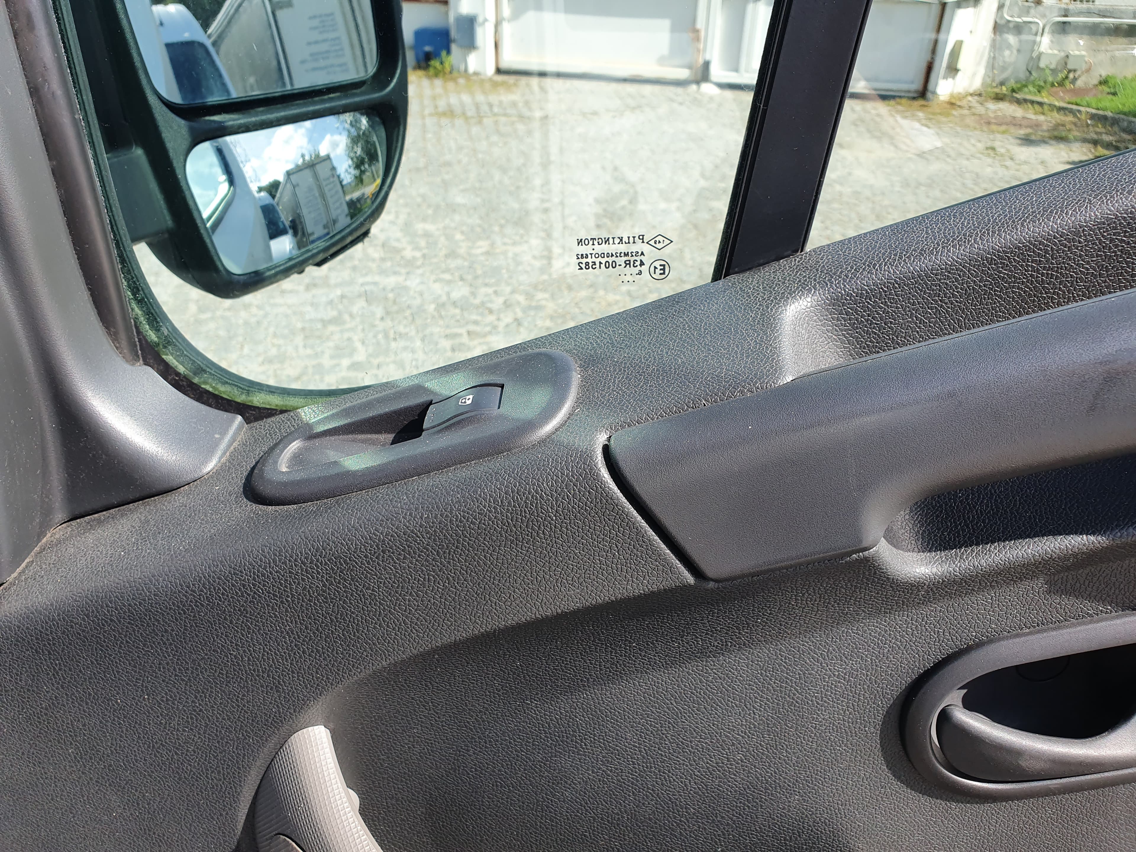 Opel Movano 2.3 CDTI · Año 2016 — imagen 24