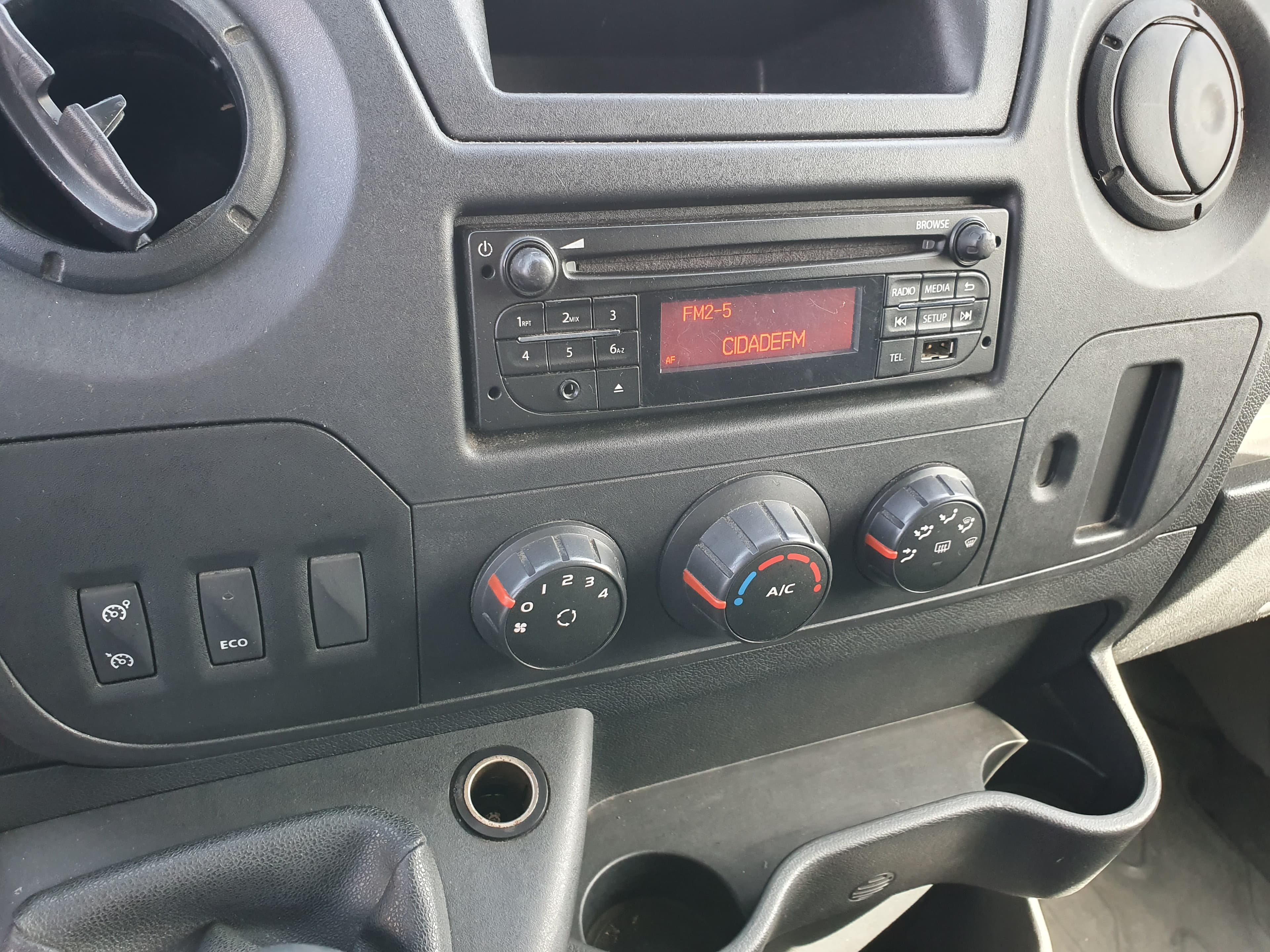 Opel Movano 2.3 CDTI · Año 2016 — imagen 29