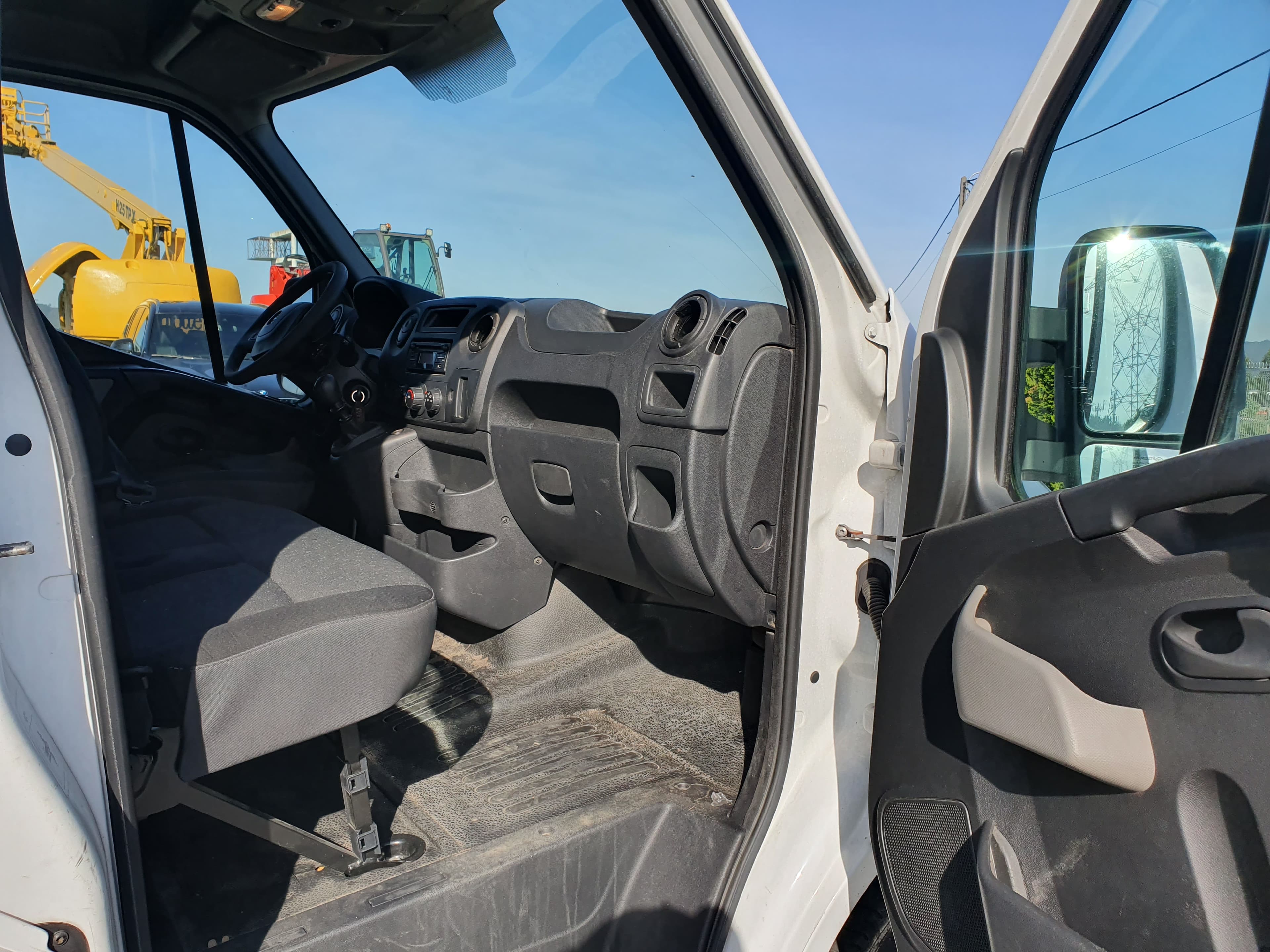 Opel Movano 2.3 CDTI · Ano 2018 — image 25
