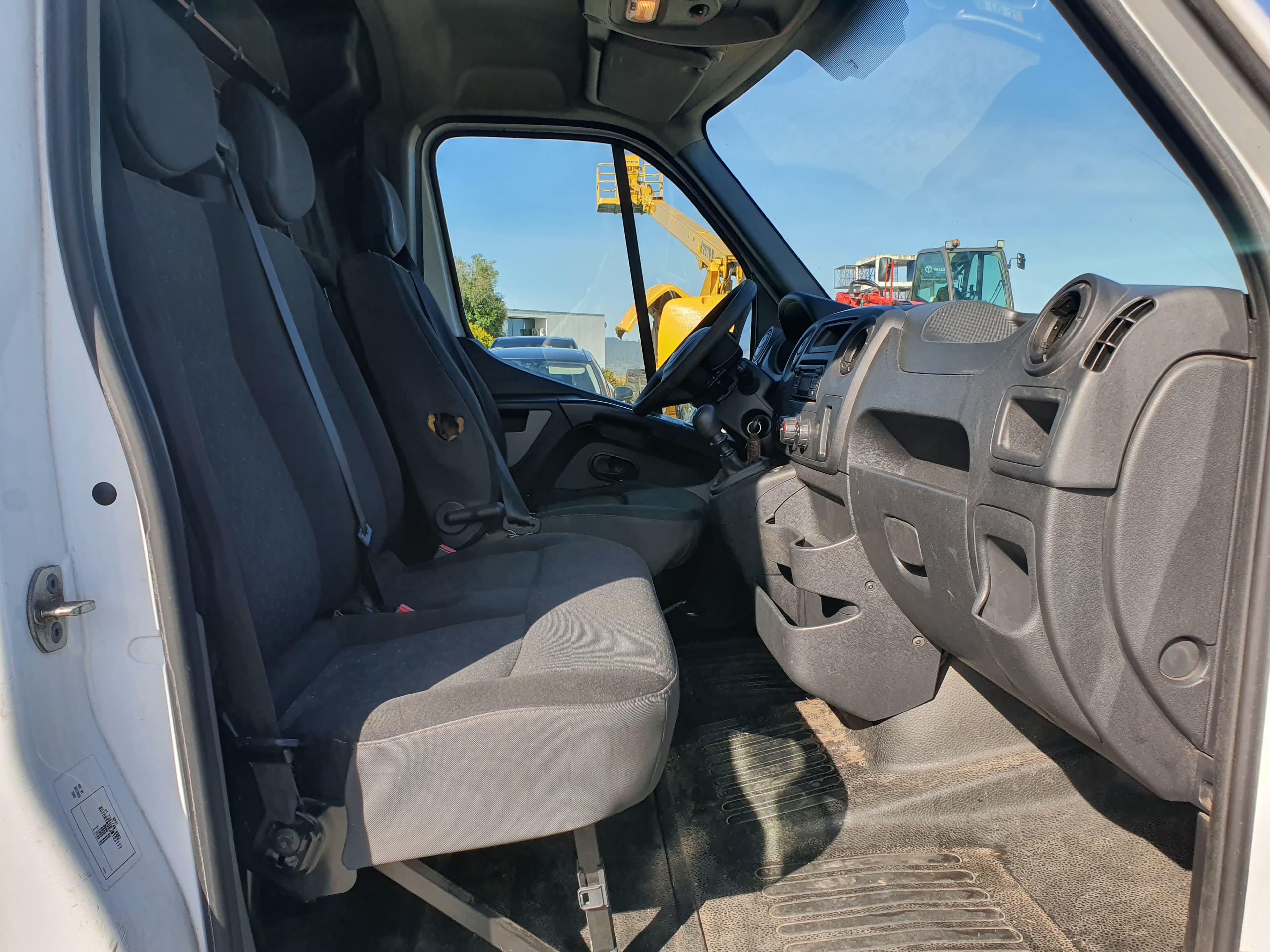 Opel Movano 2.3 CDTI · Ano 2018 — image 24