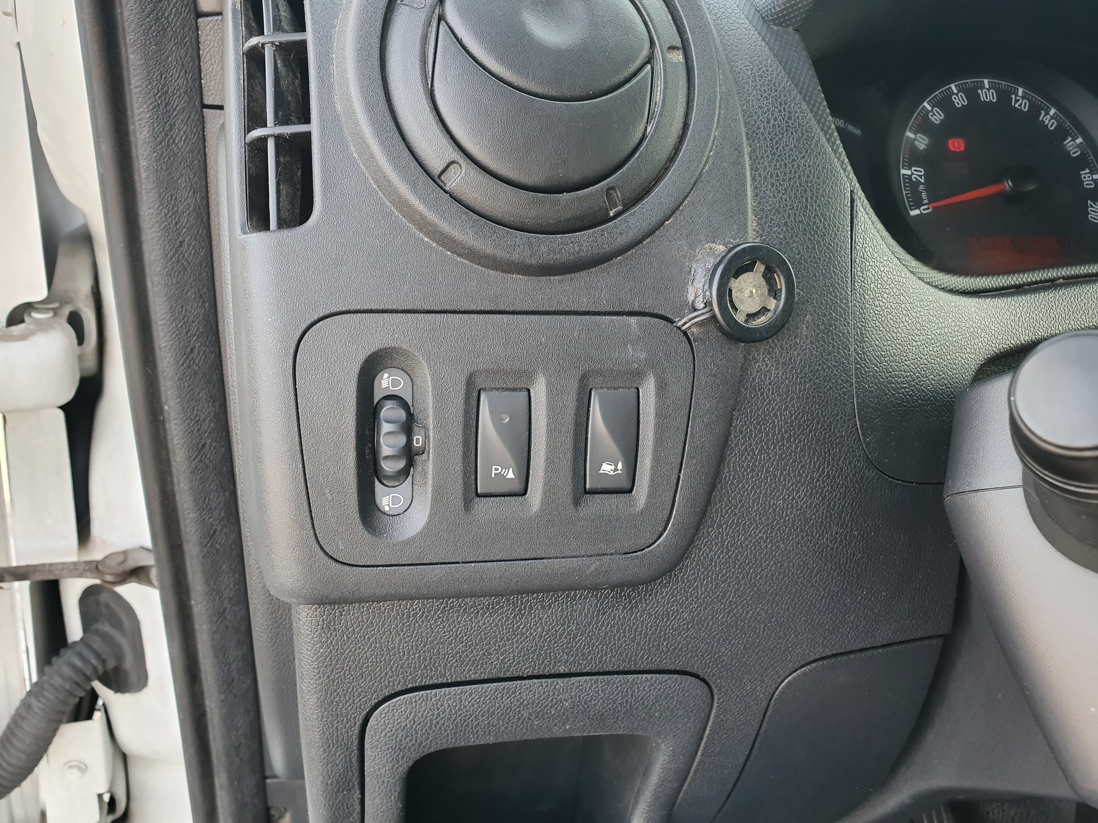 Opel Movano 2.3 CDTI · Ano 2018 — image 38
