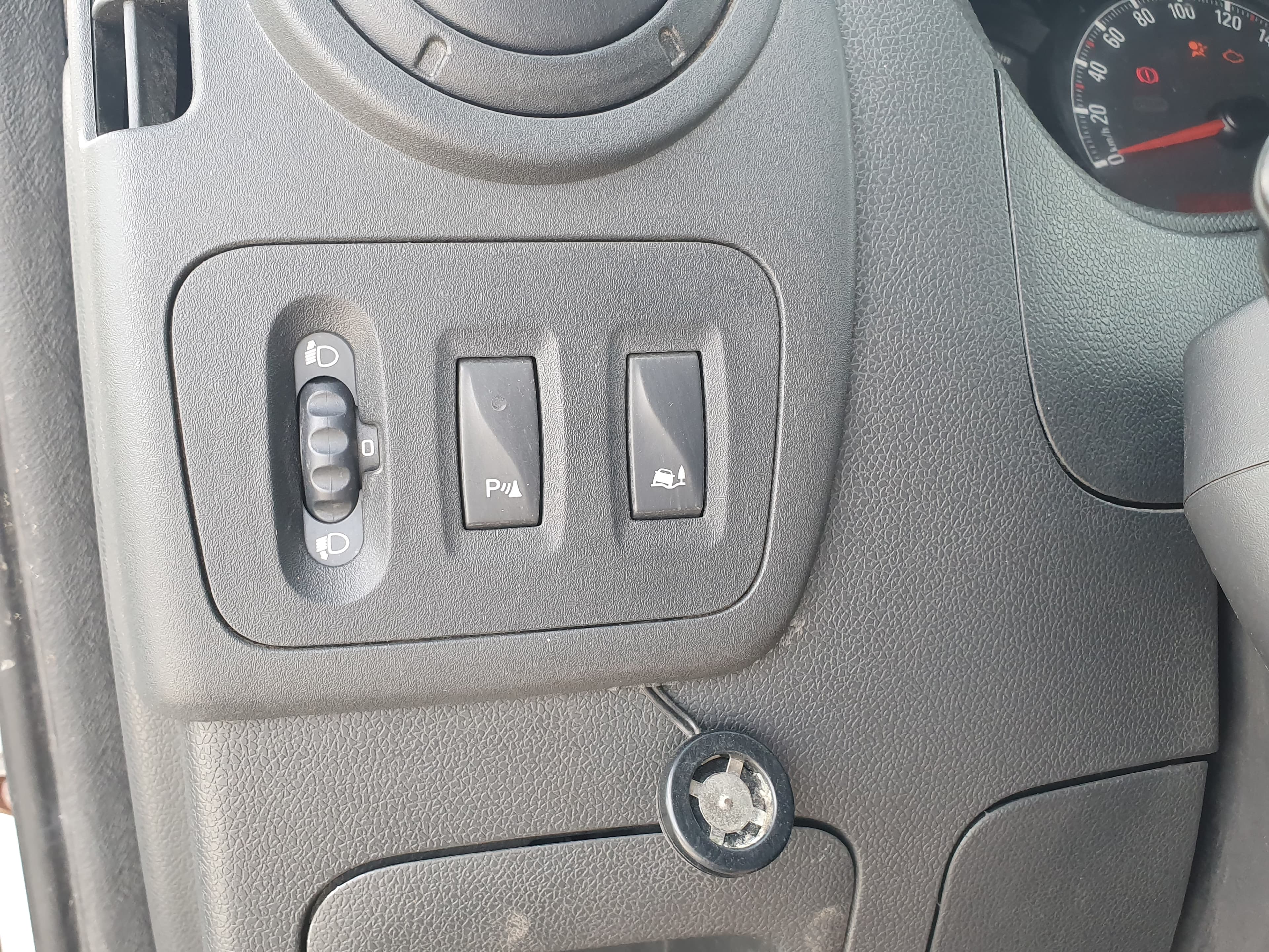 Opel Movano 2.3 CDTI · Ano 2018 — imagem 36