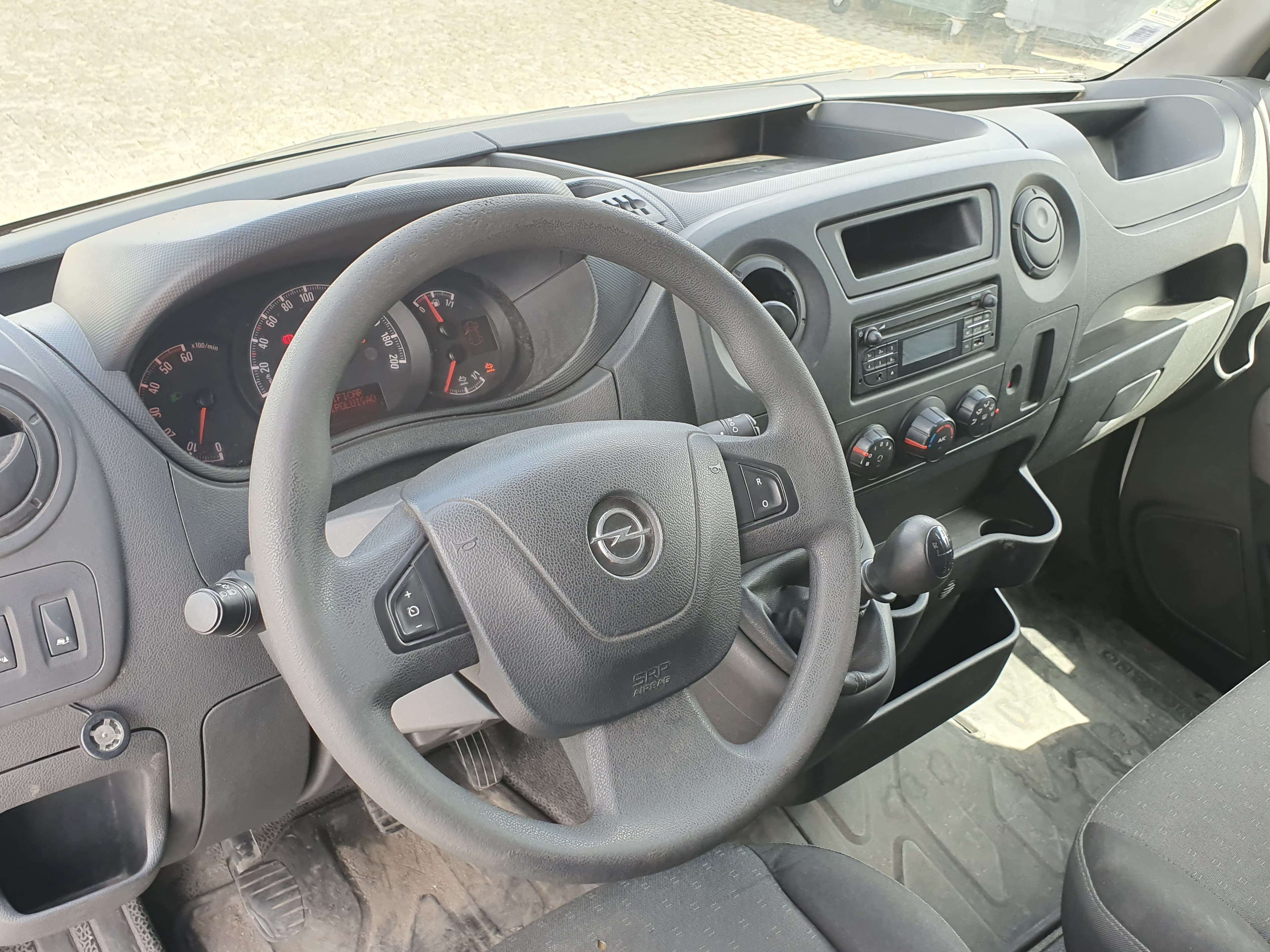 Opel Movano 2.3 CDTI · Ano 2018 — imagem 29