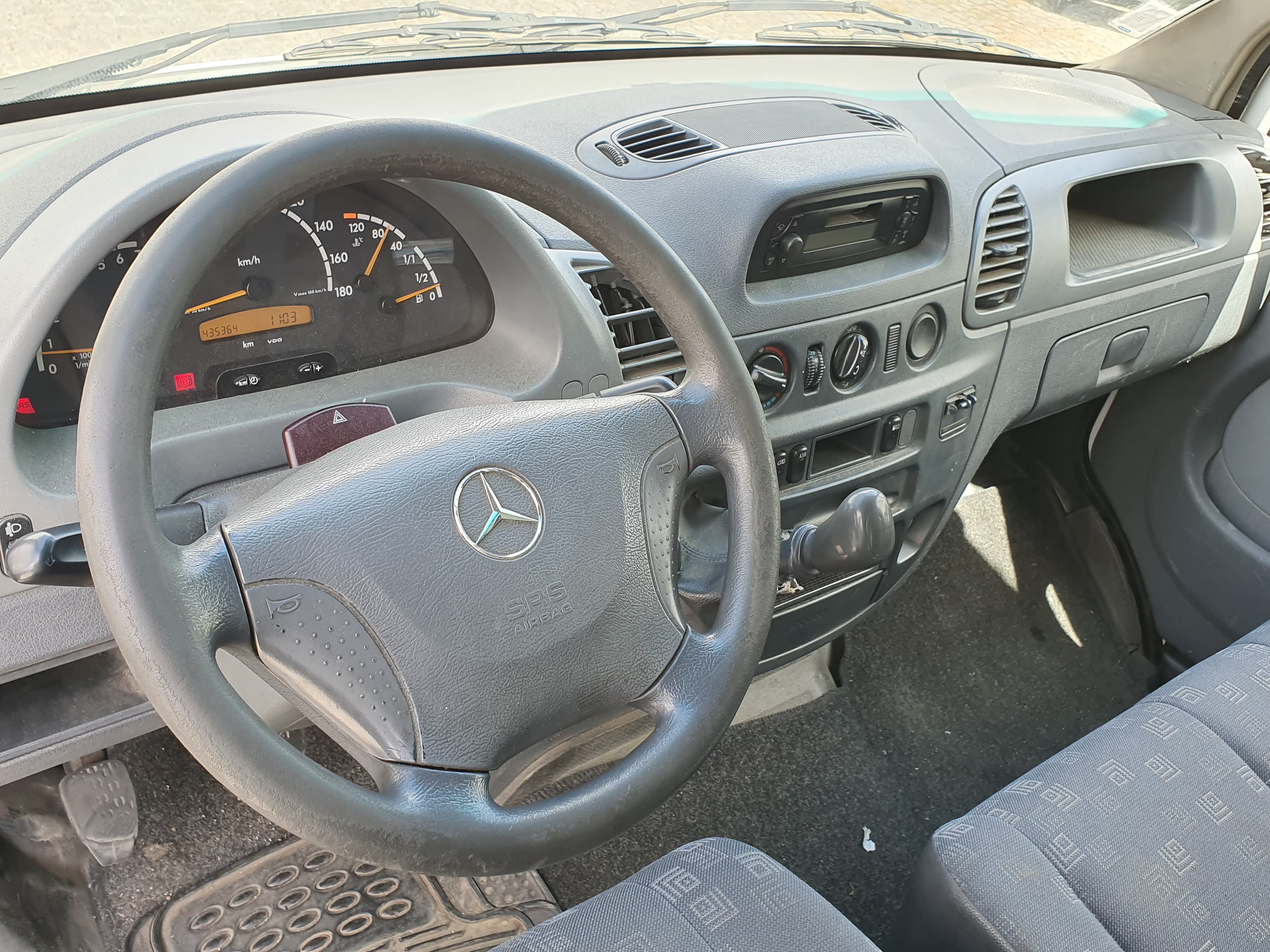 Mercedes-Benz 416 2.7 CDI · Ano 2005 — image 24
