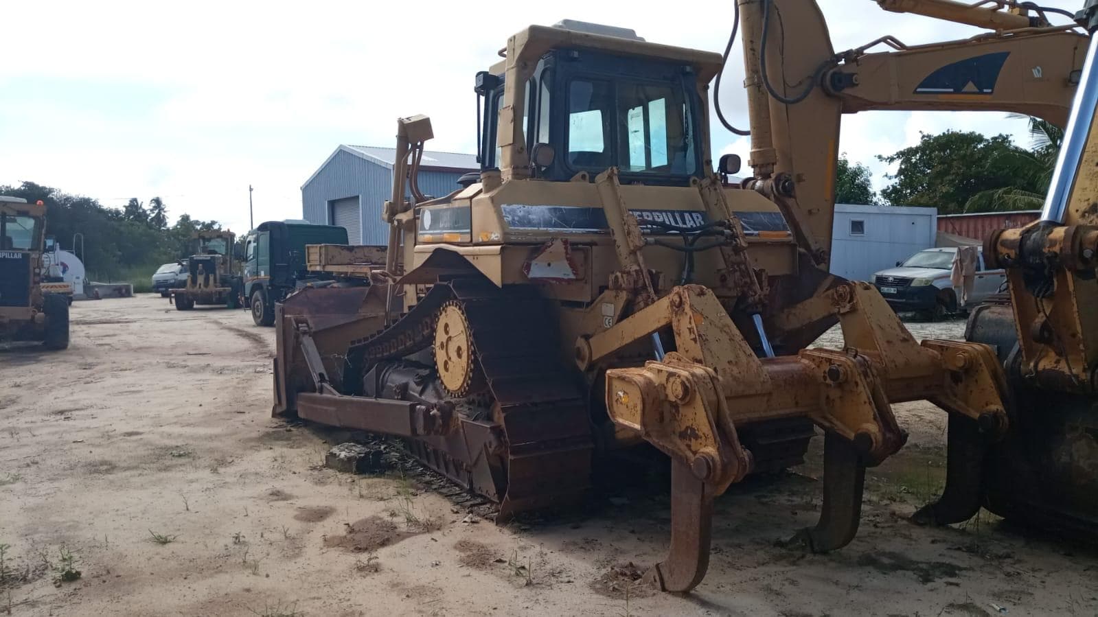 Bulldozer Caterpillar D6R — imagem 9