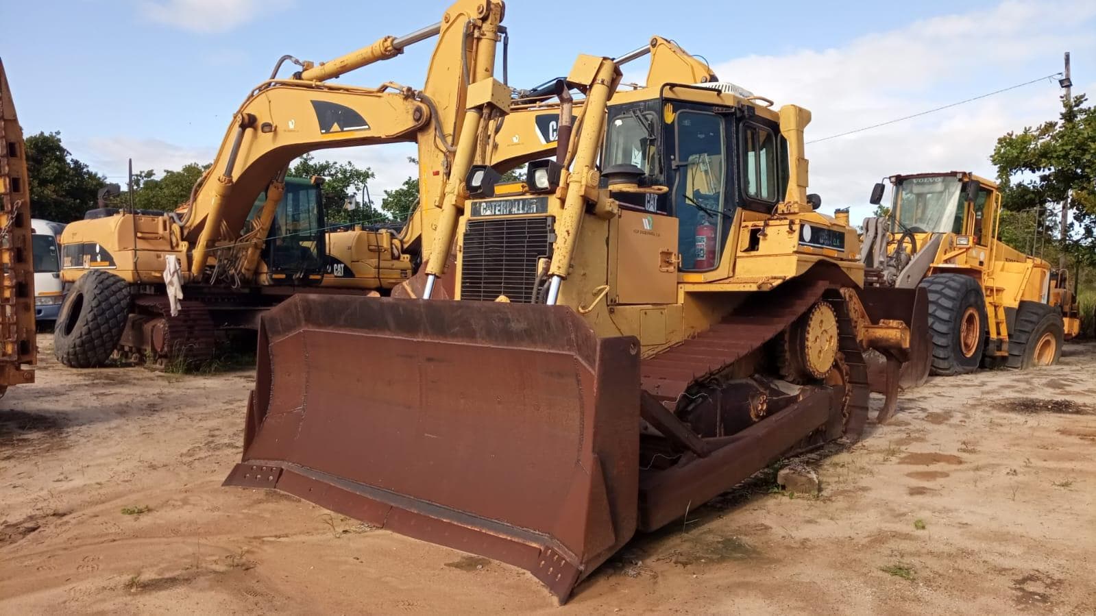 Bulldozer Caterpillar D6R — imagem 3
