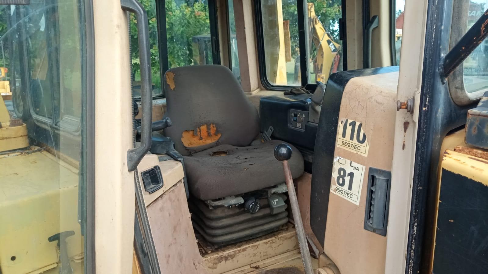 Bulldozer Caterpillar D6R — imagem 21