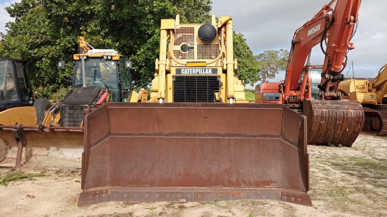 Bulldozer Caterpillar D6R — imagem 22
